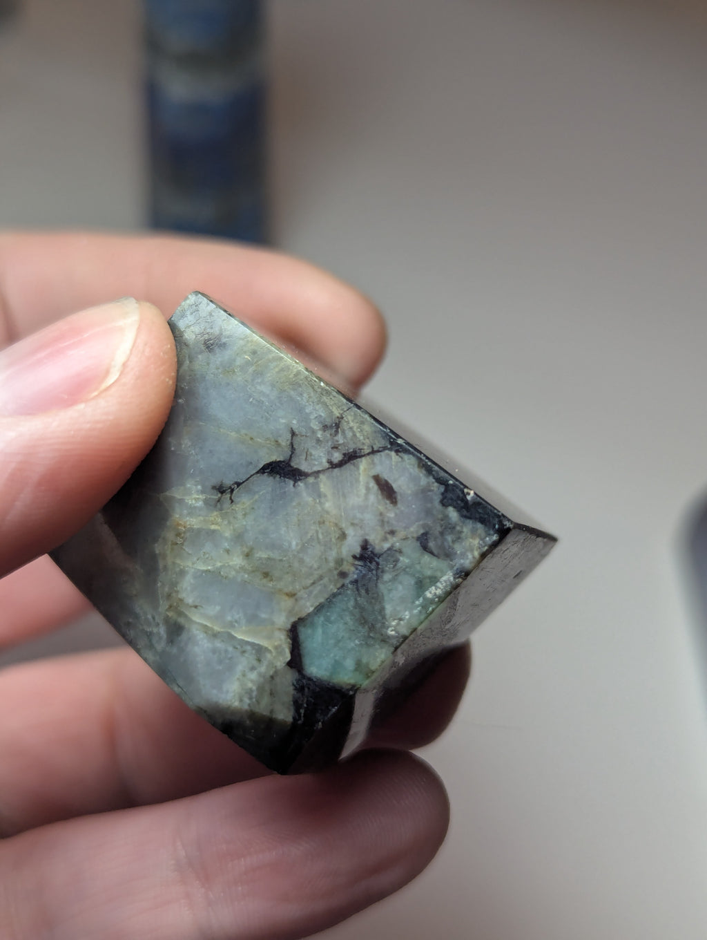 Emerald crystal freeform carving