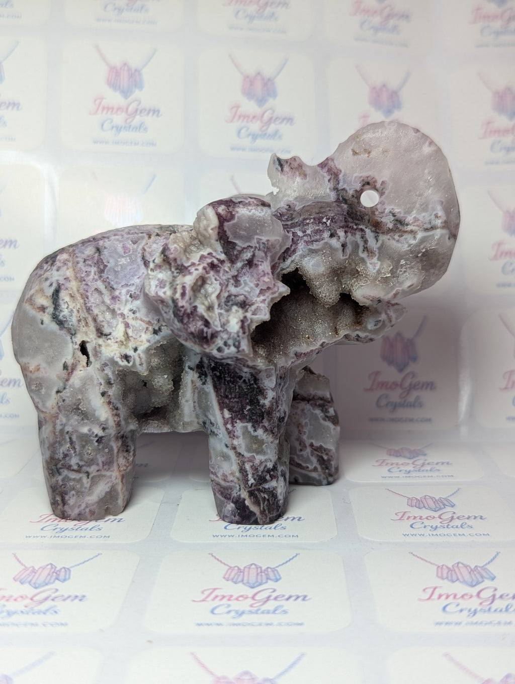 Root flourite crystal Elephant with Amazing duzys