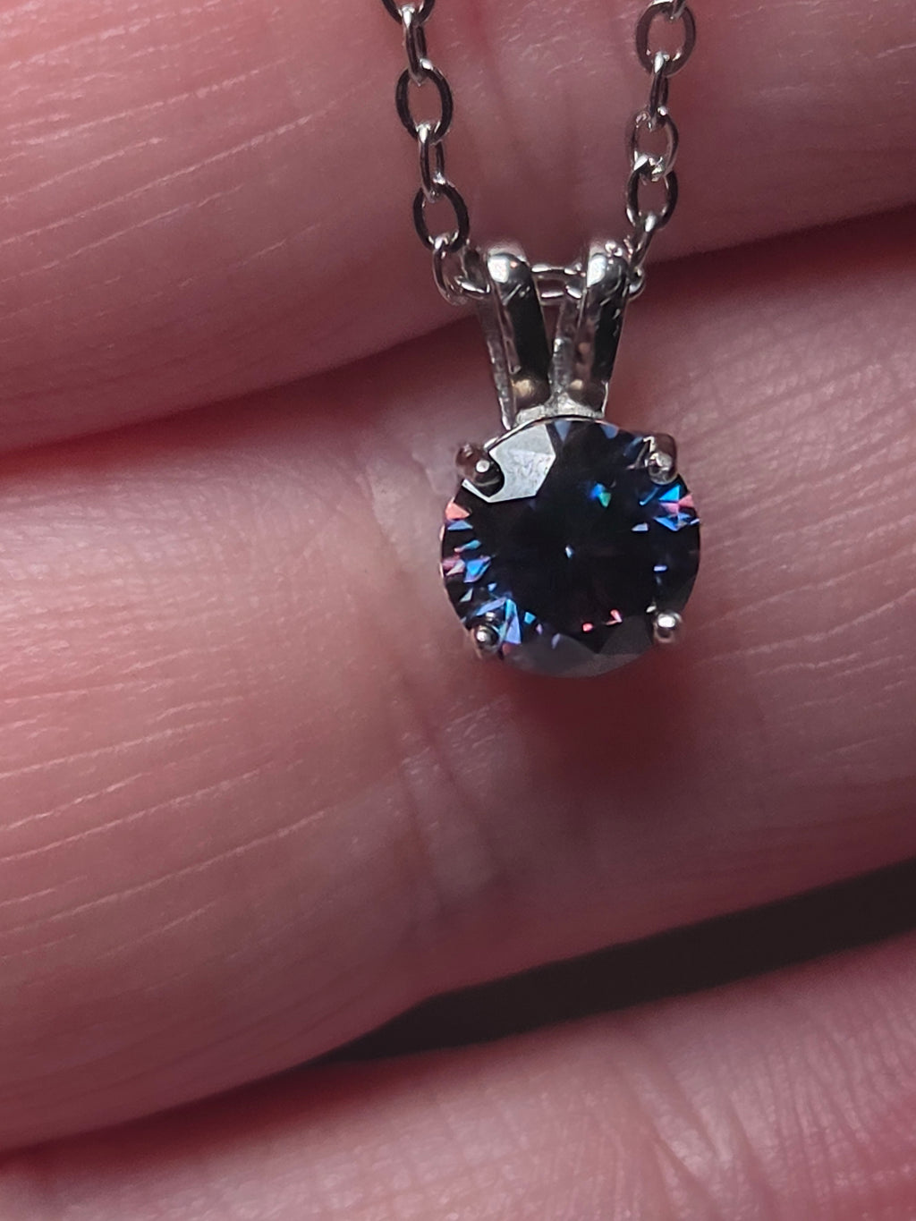 Purple Moissanite 2Carot diamond Necklace