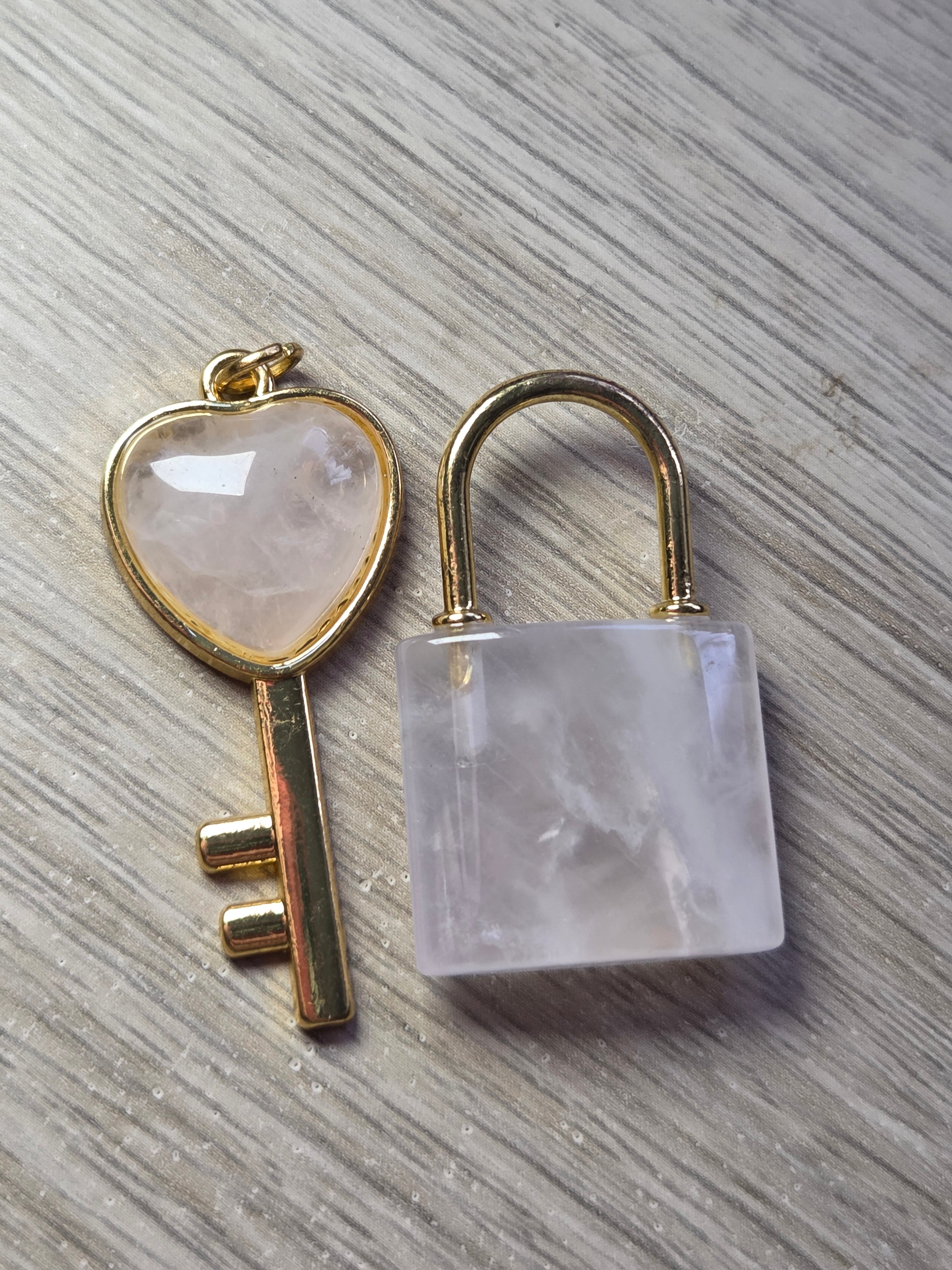 Crystal key and lock