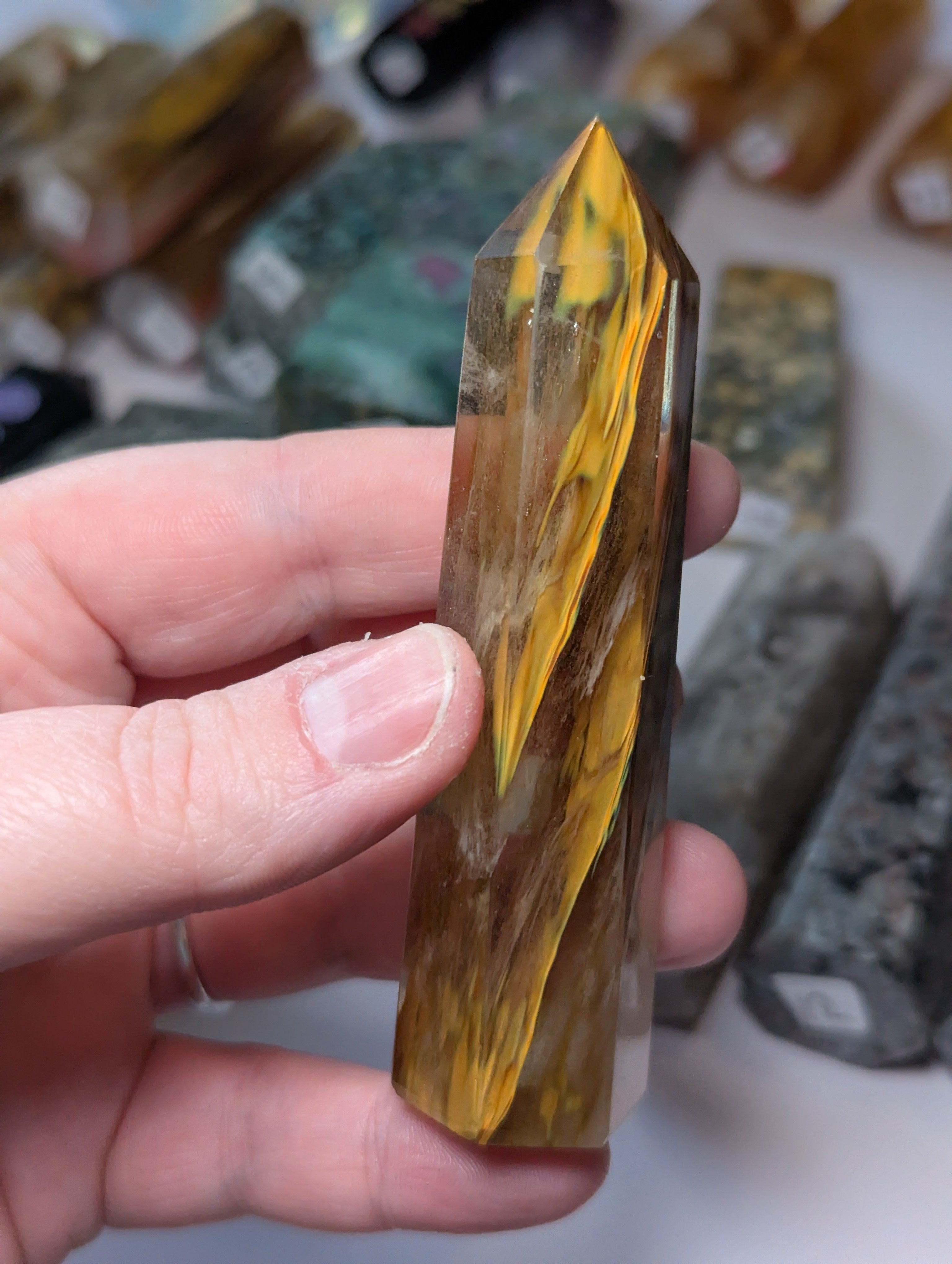 Smelling quartz crystal tower