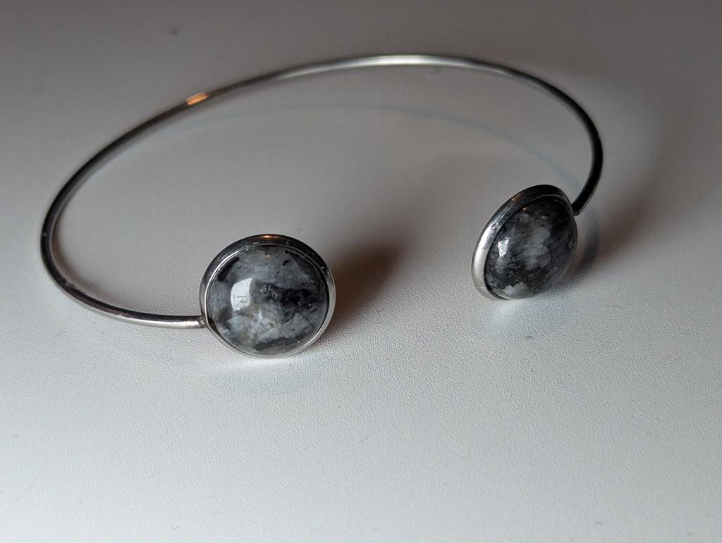 Larvakite crystal handmade bracelet adjustable stainless steel