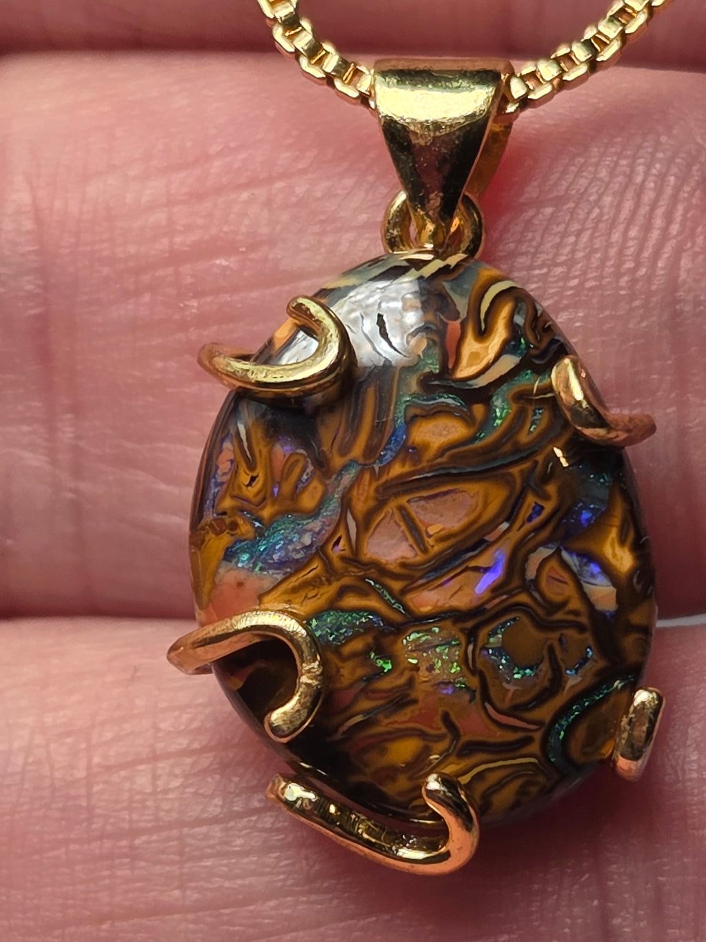 Amazing bolder opal from Queensland Australia