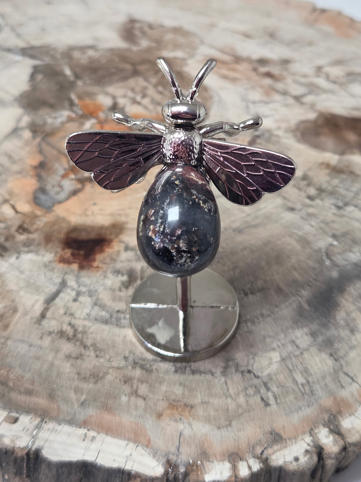 Jasper crystal bee on stand
