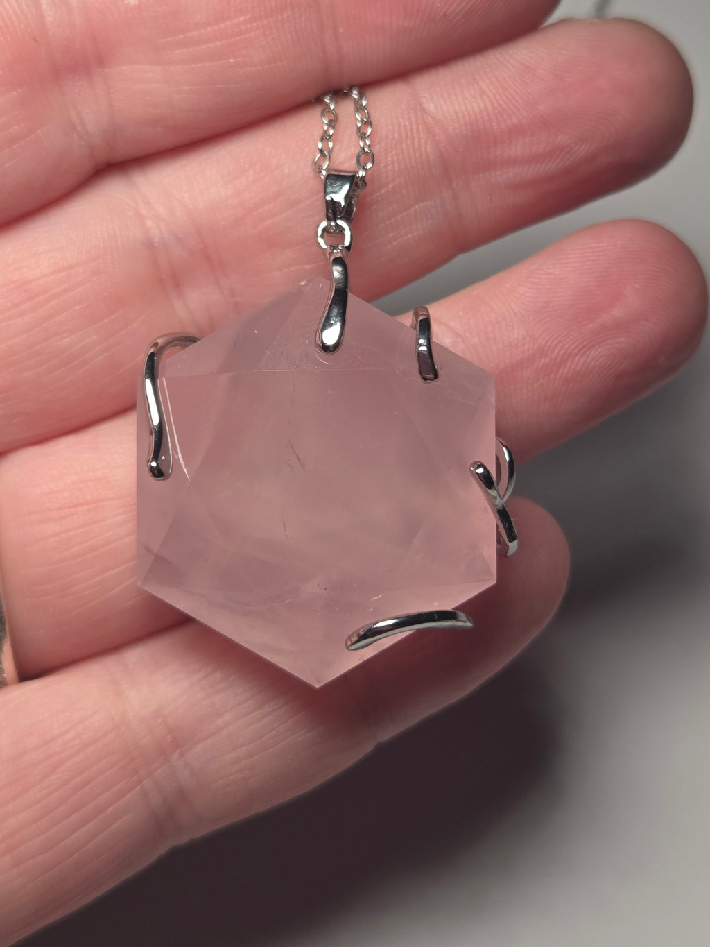 Rose quartz crystal handmade necklace s295