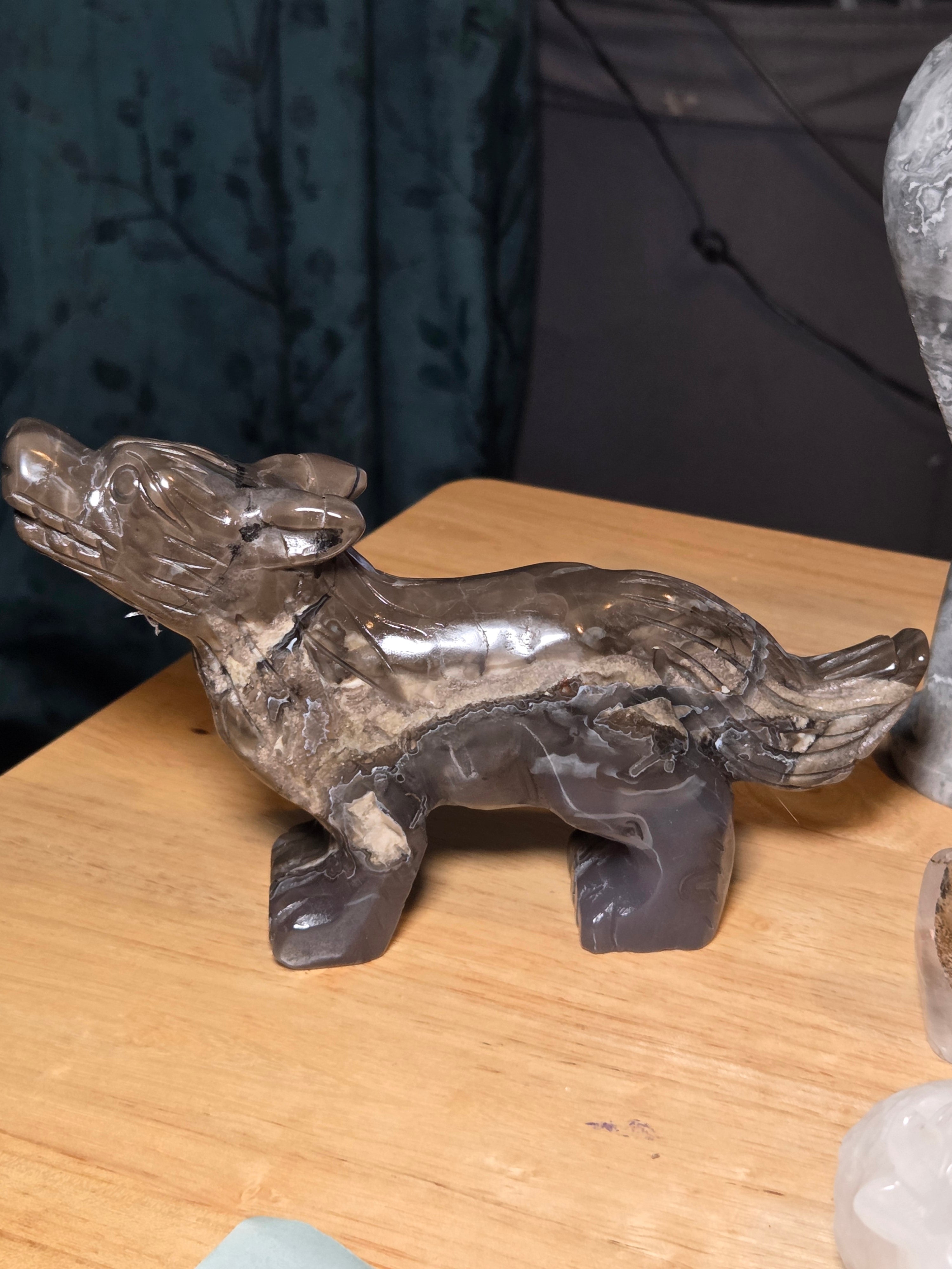 Volcano Agate crystal wolf carving Green uv