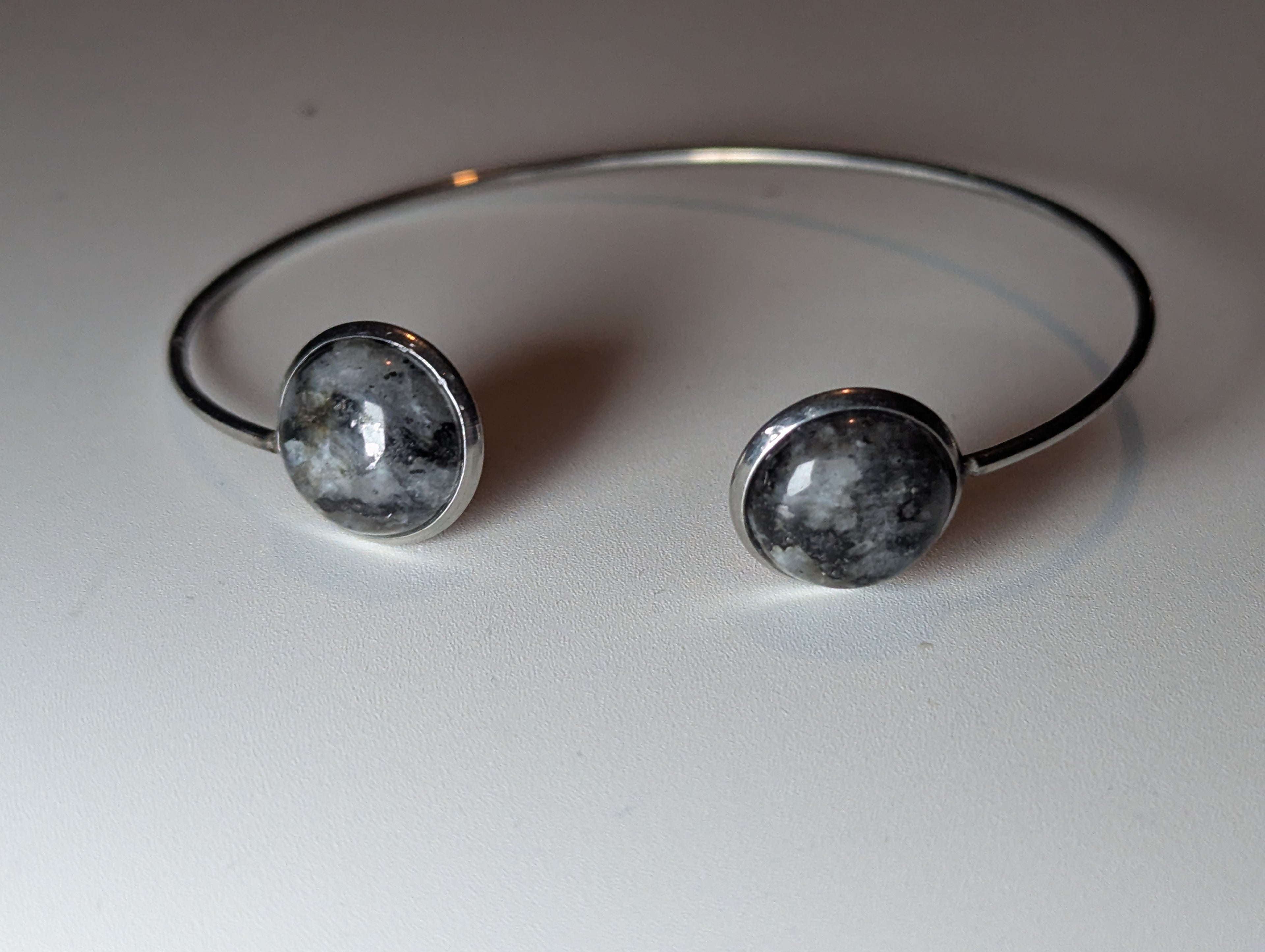 Larvakite crystal handmade bracelet adjustable stainless steel