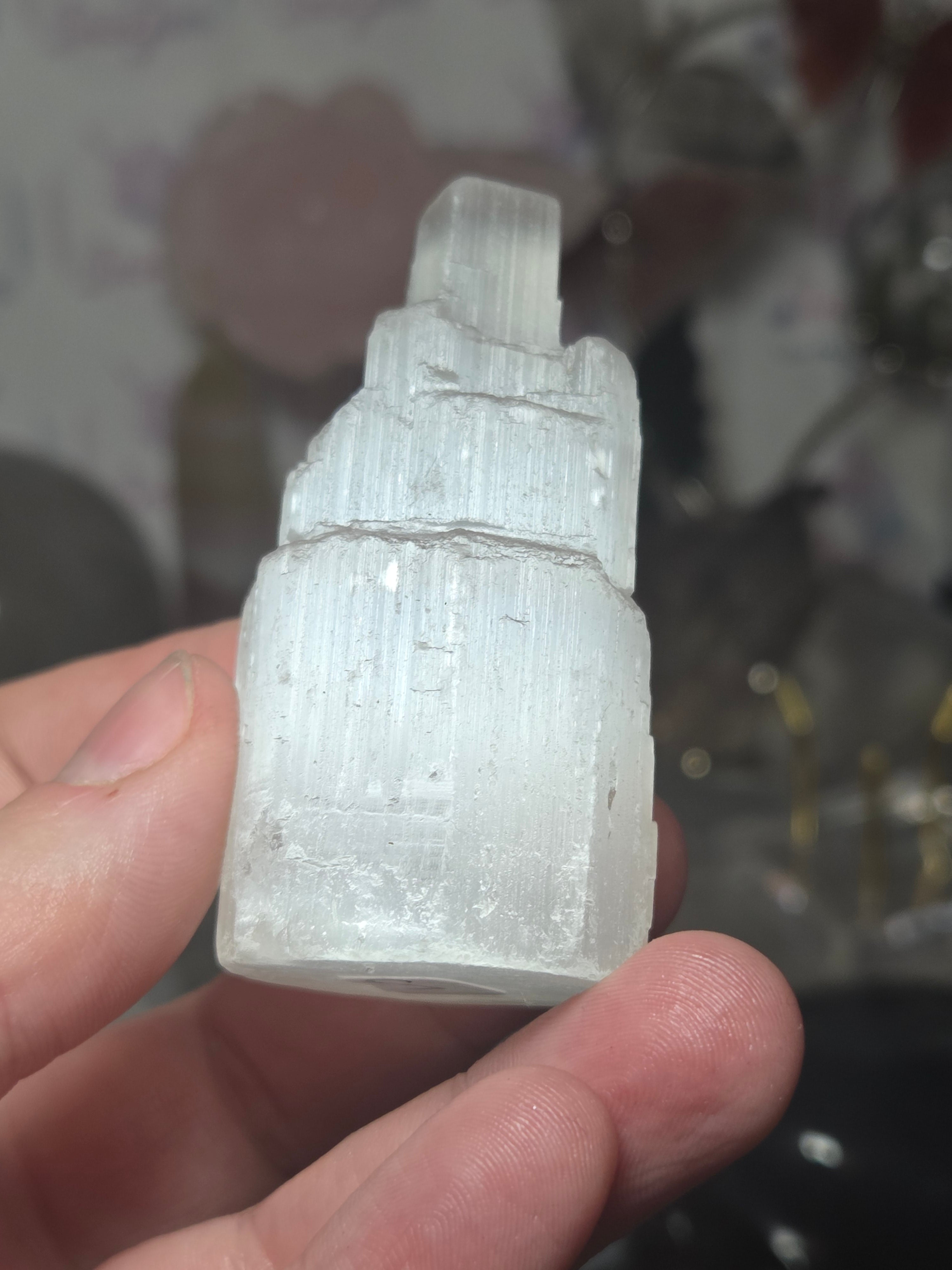 Selenite (sarin spar) crystal tower