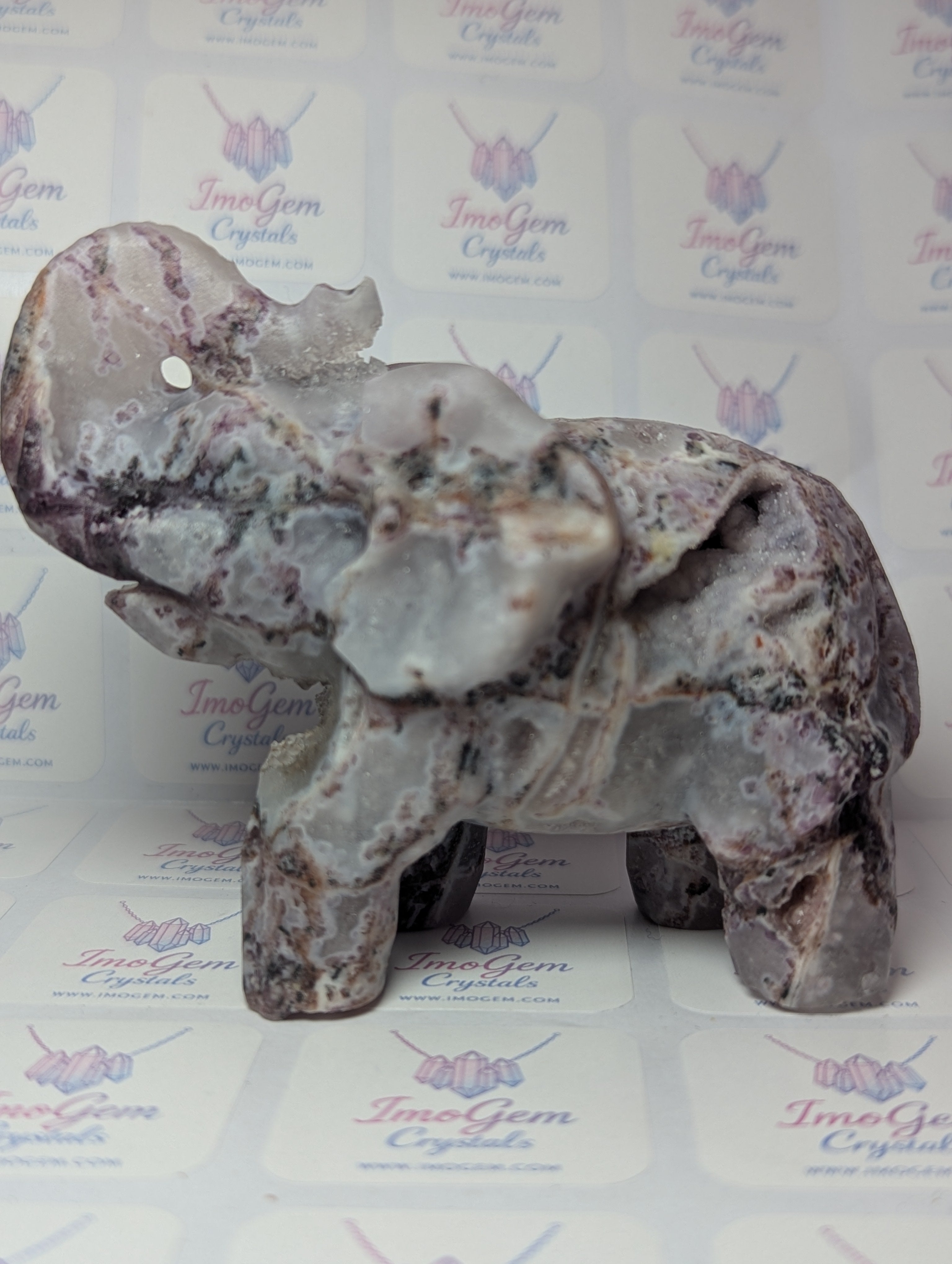 Root flourite crystal Elephant with Amazing duzys