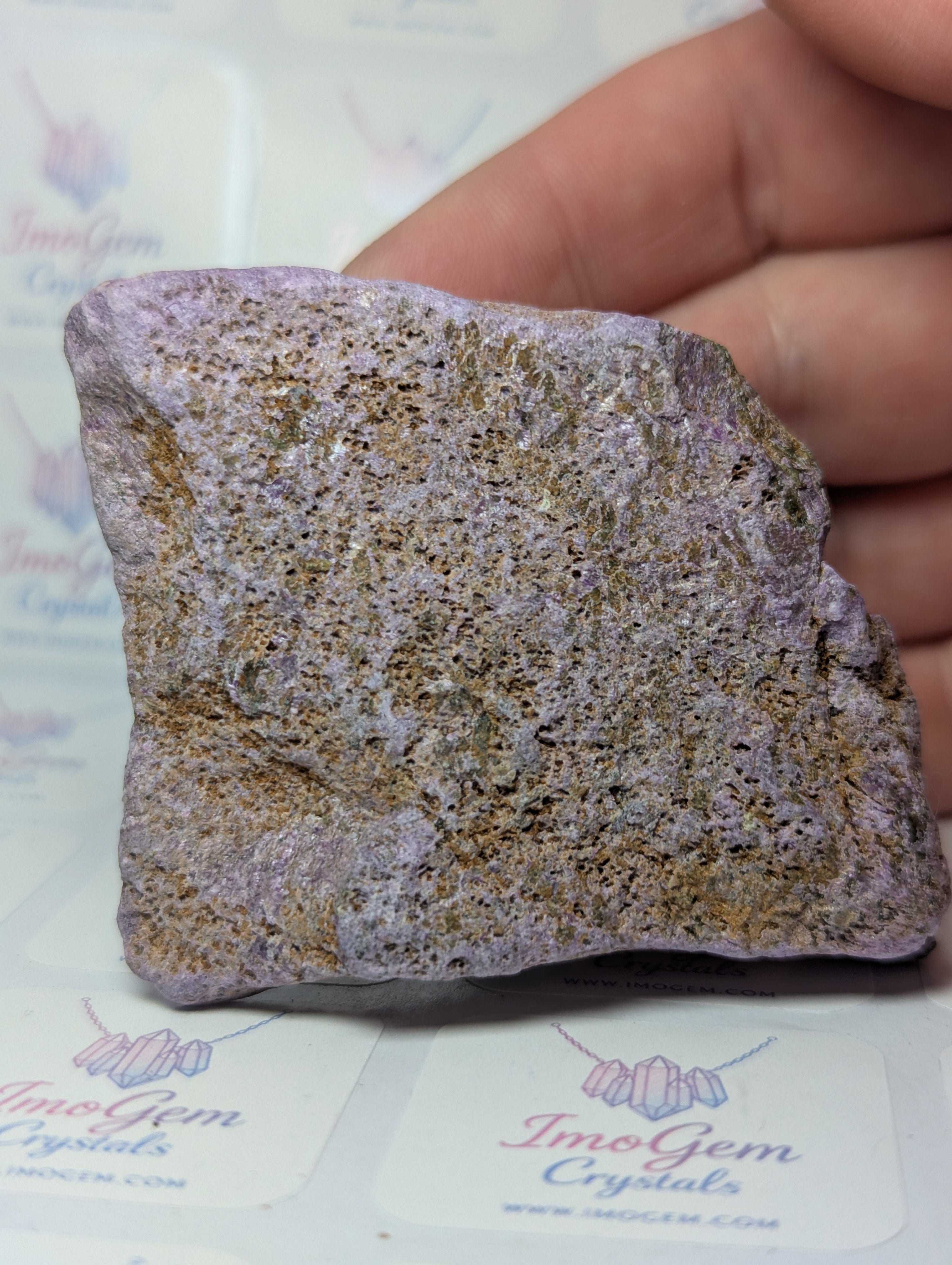 Purperite crystal specimen