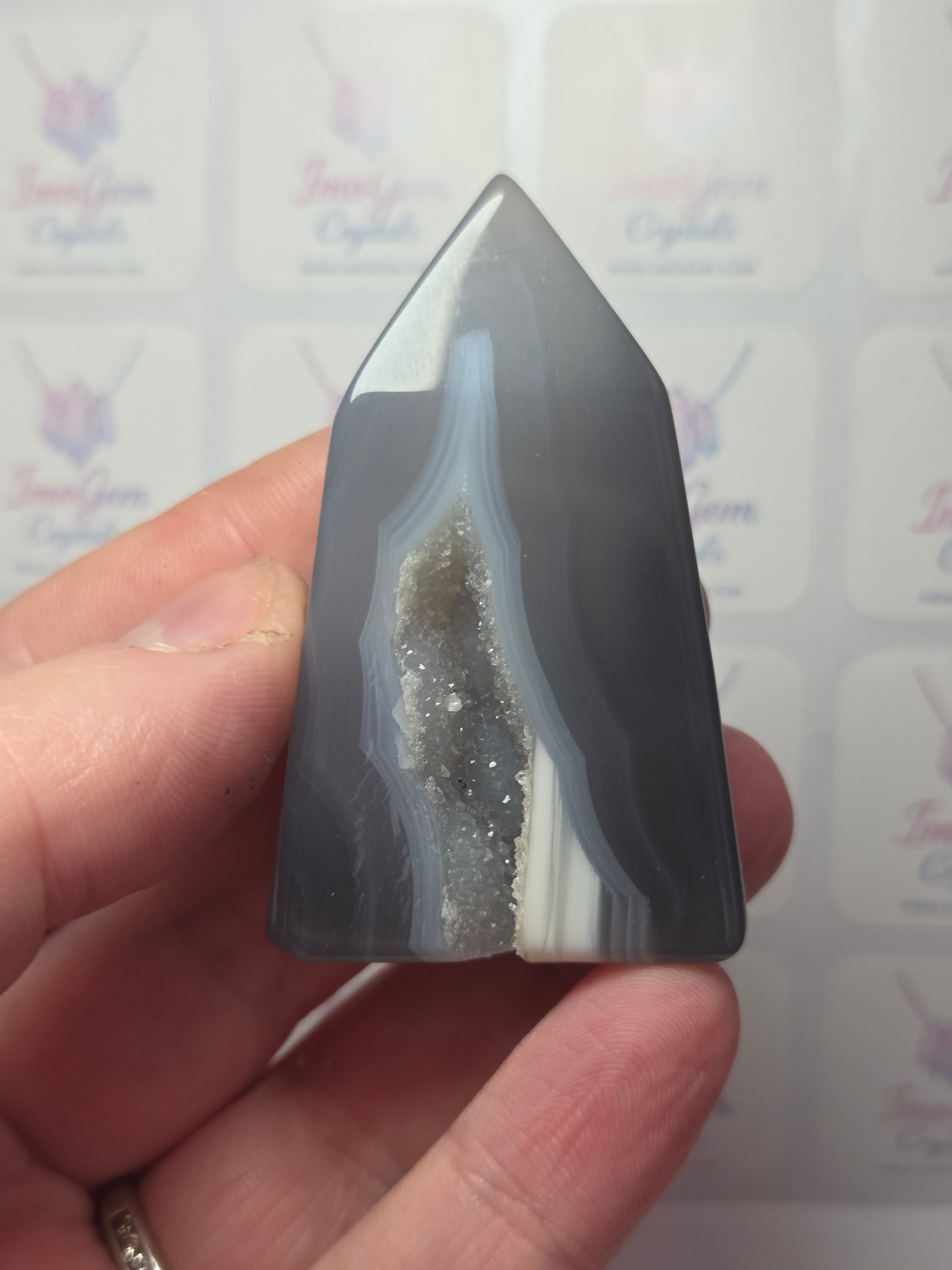 Stunning duzy agate crystal tower