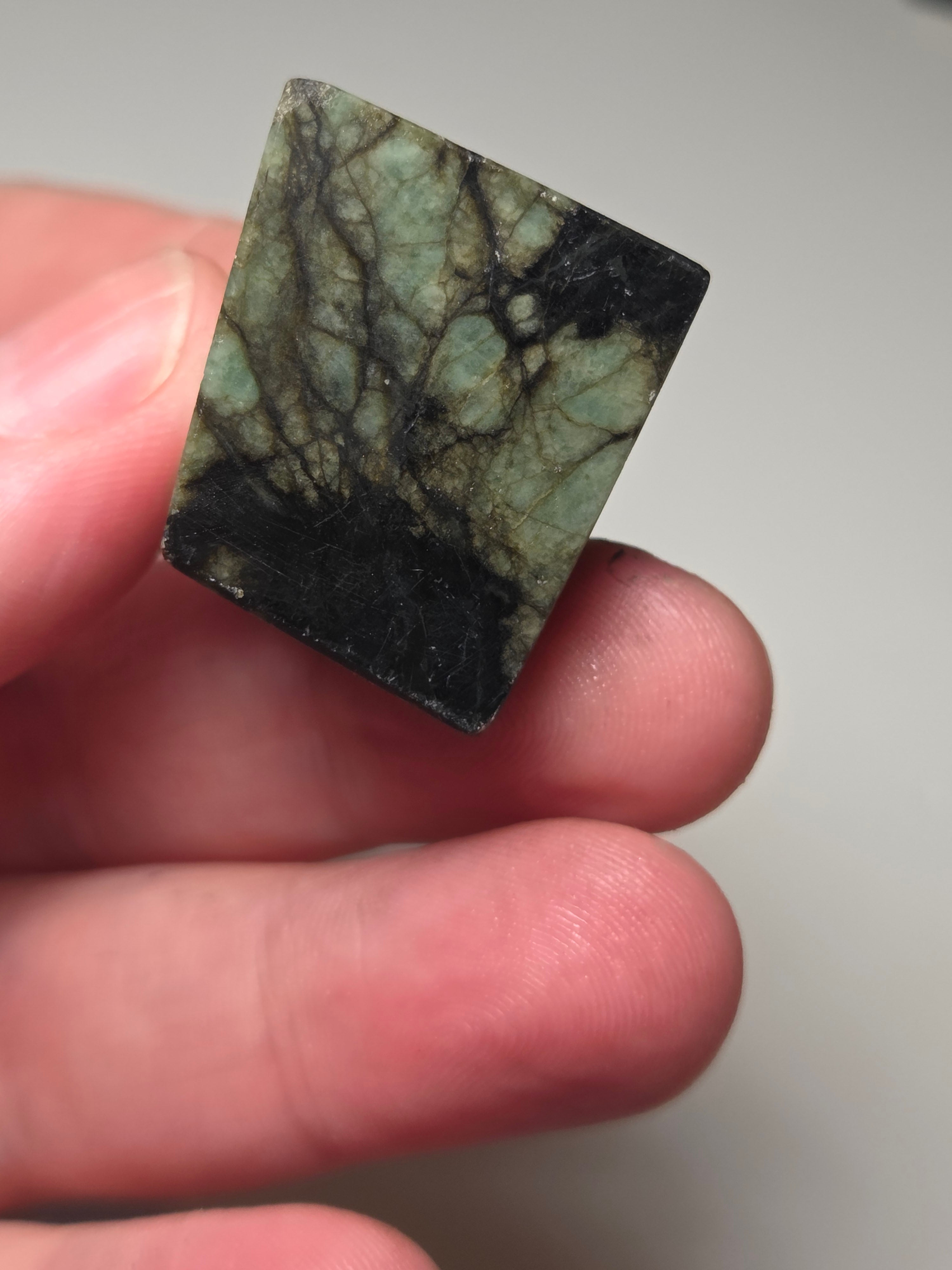 Emerald crystal freeform