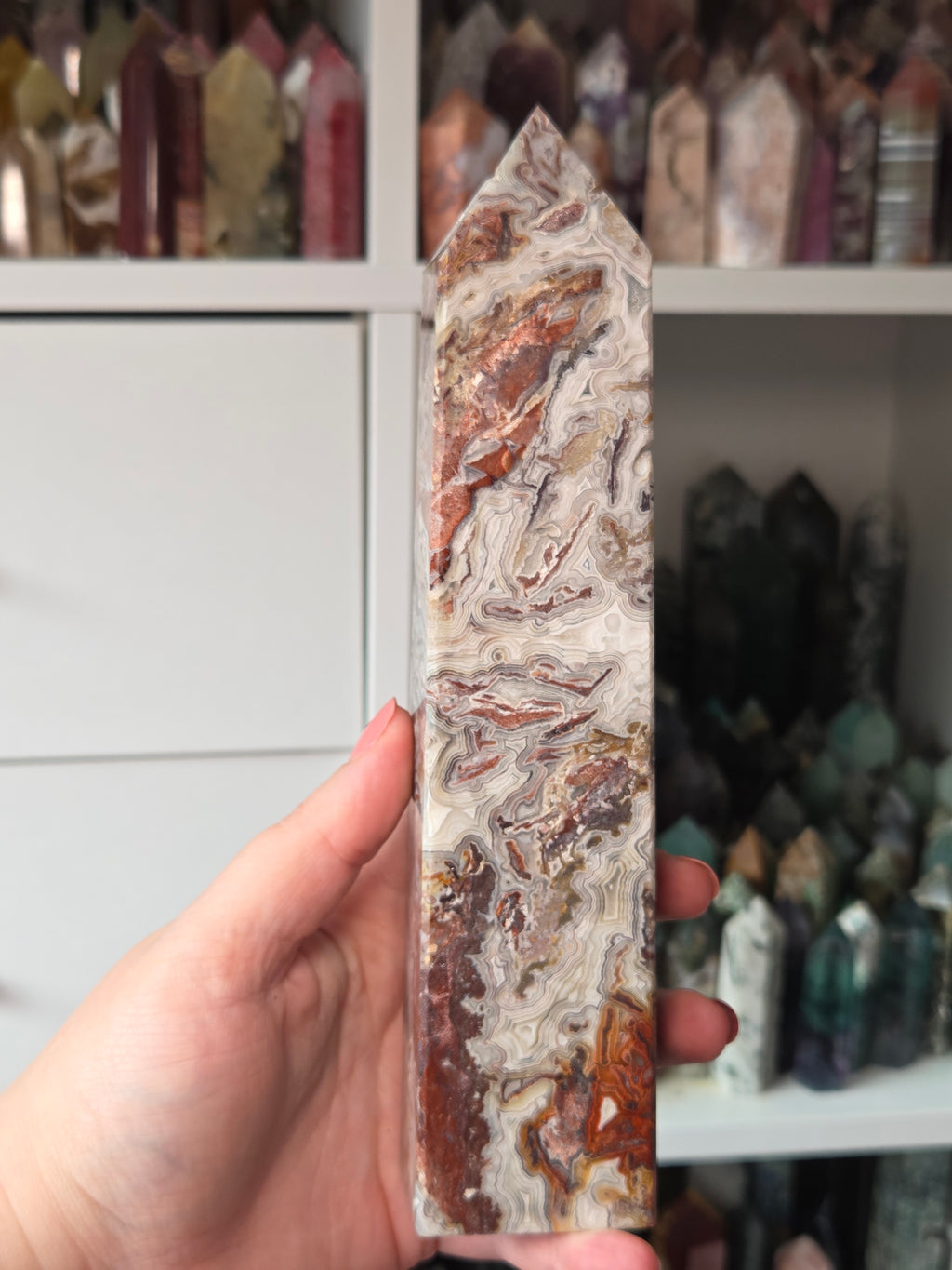 Beautiful  duzy  Mexican crazy lace agate crystal tower