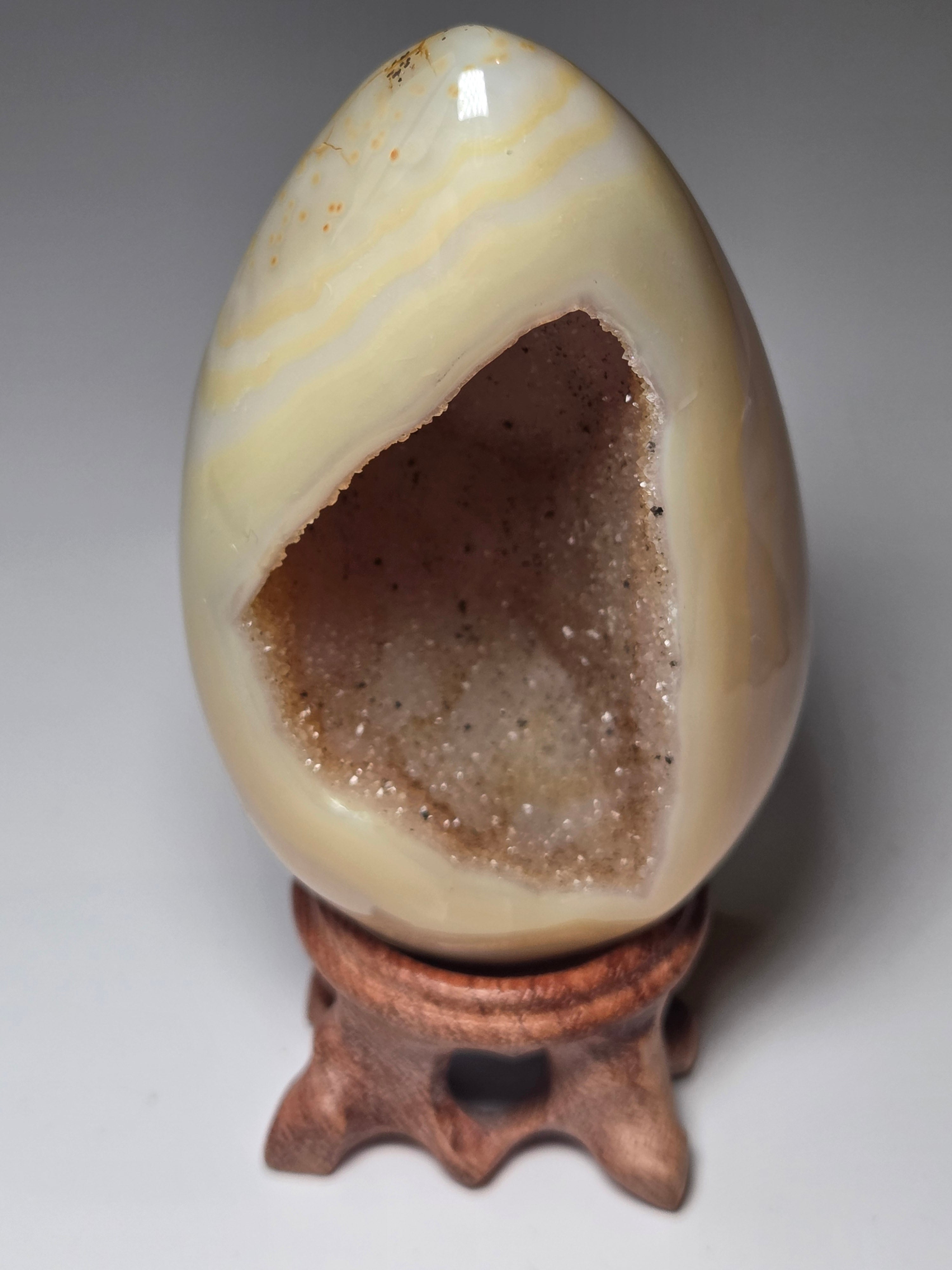 Agate Duzy egg carving
