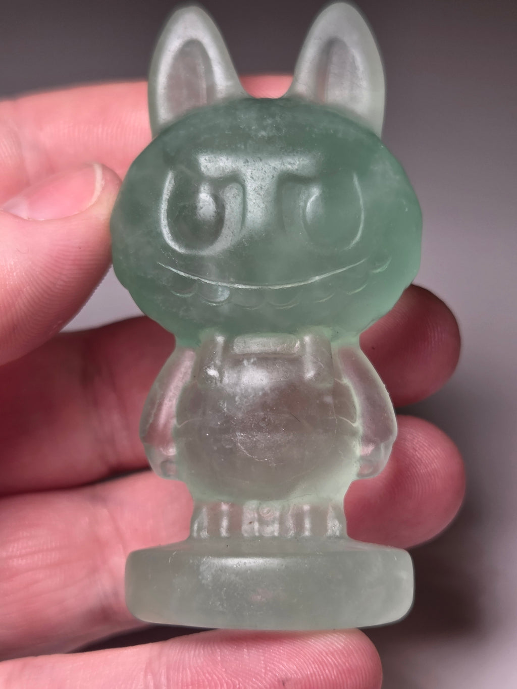 Flourite labubu carving