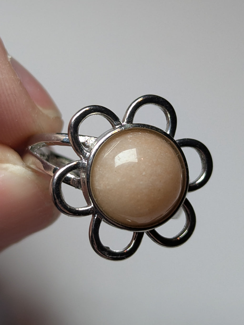Orange calcite crystal flower ring Ajustable