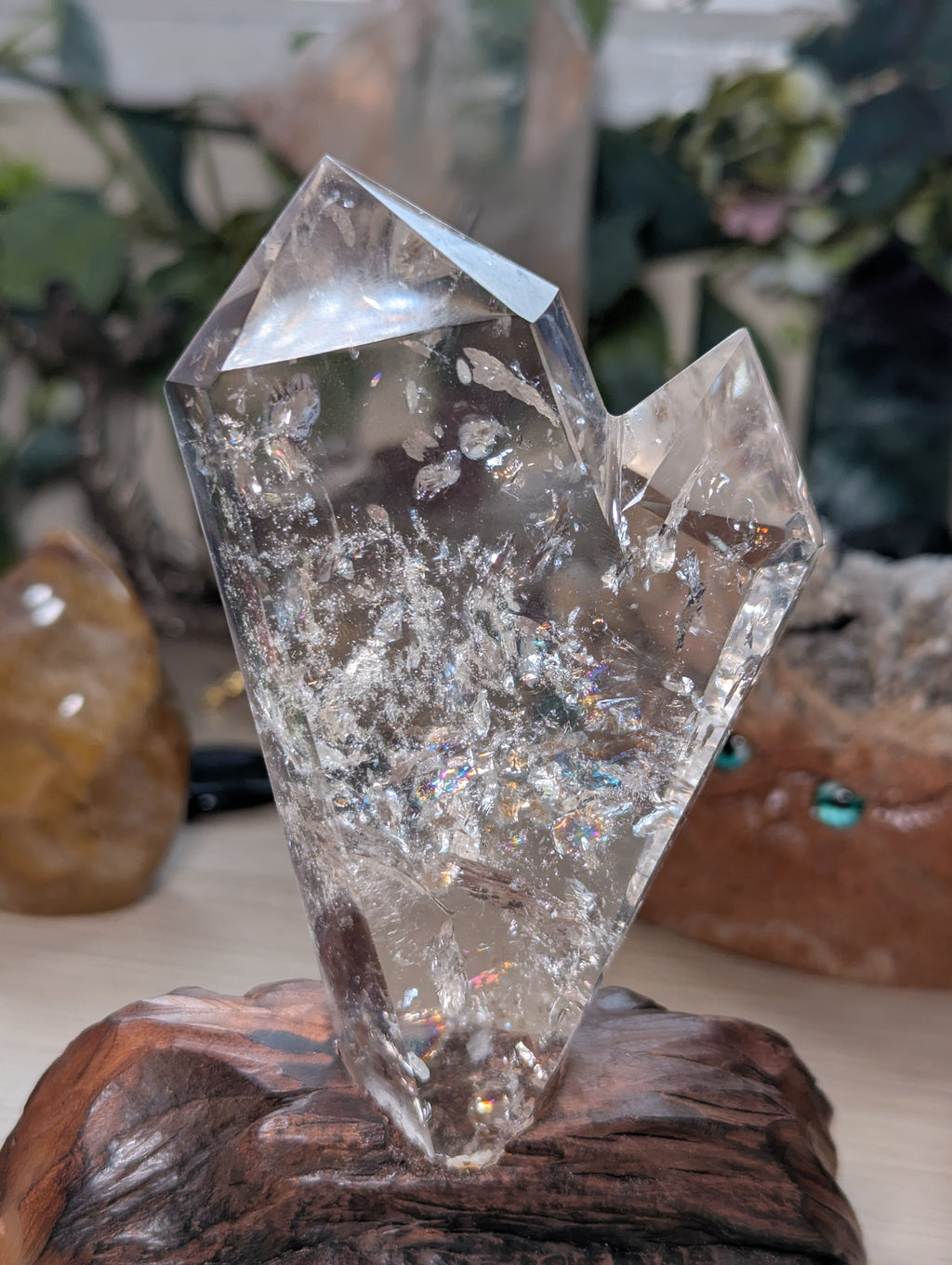 Grade AAAA Clear quartz dual tower carving