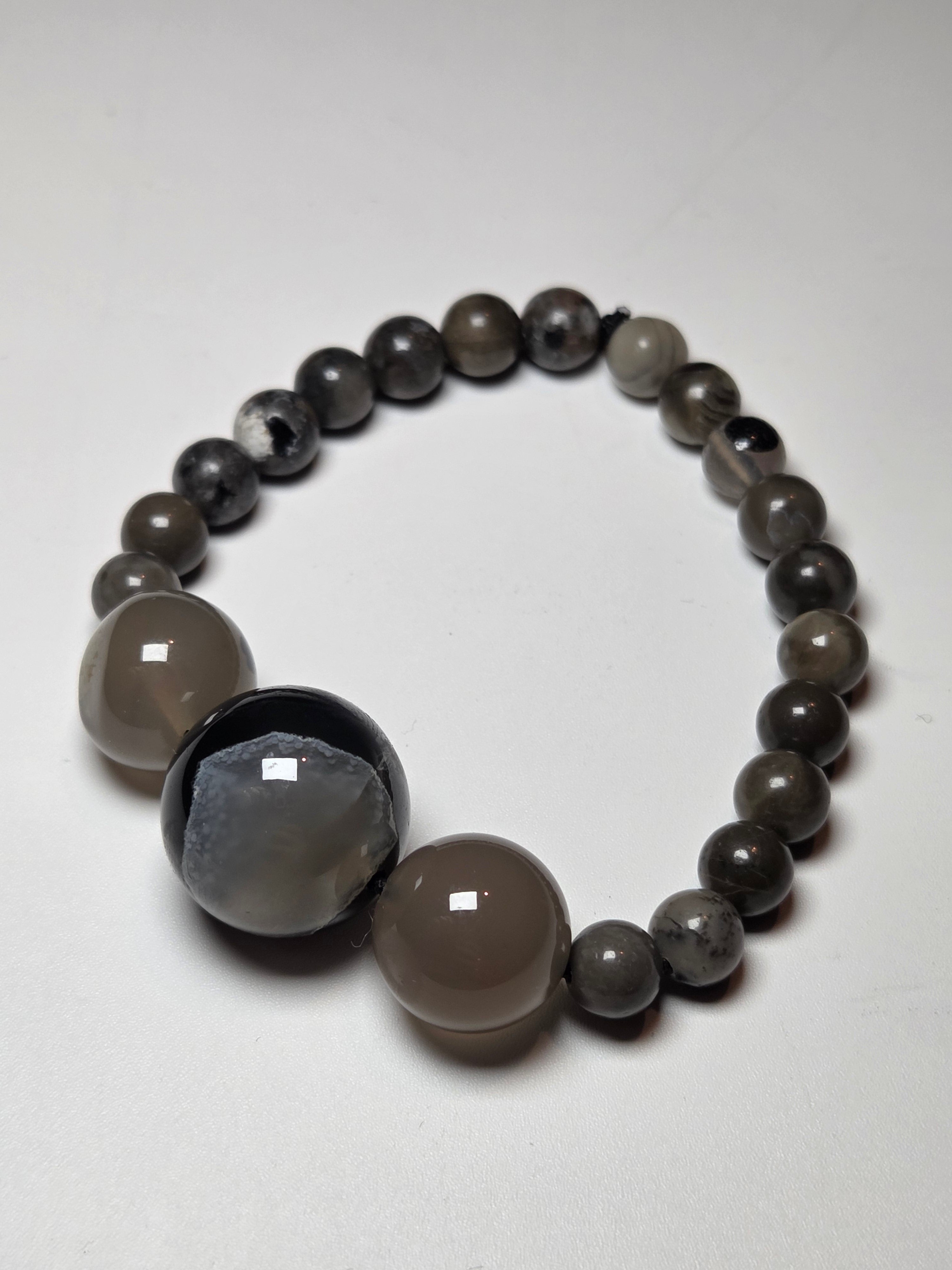 Volcano Agate crystal bracelet