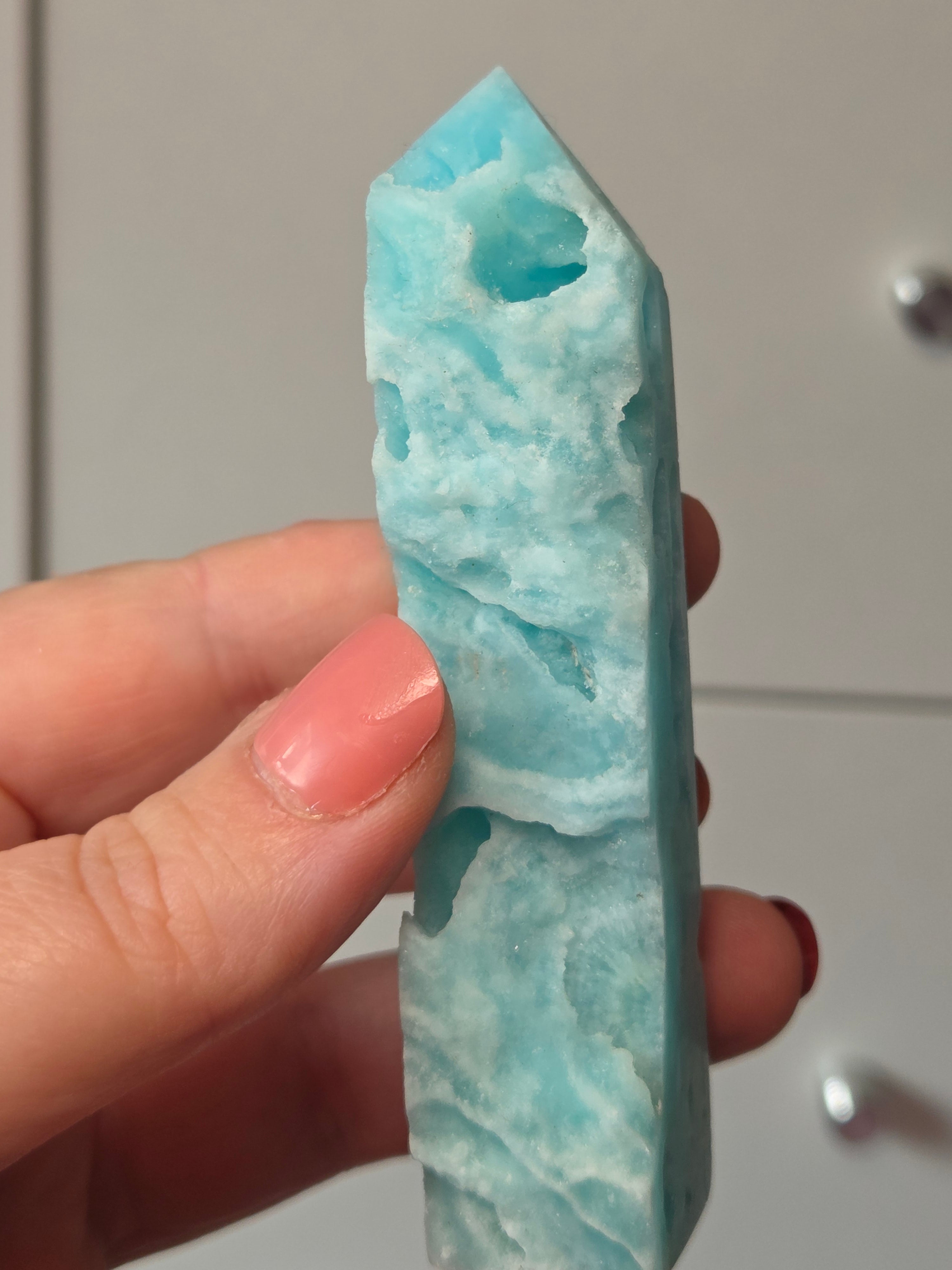 Grade AAAA crystal Hemimorphite tower