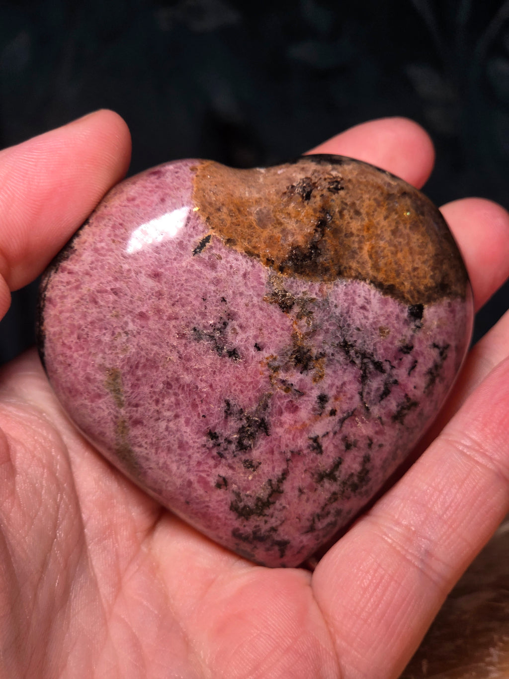 Rhodonite crystal puffy heart carving