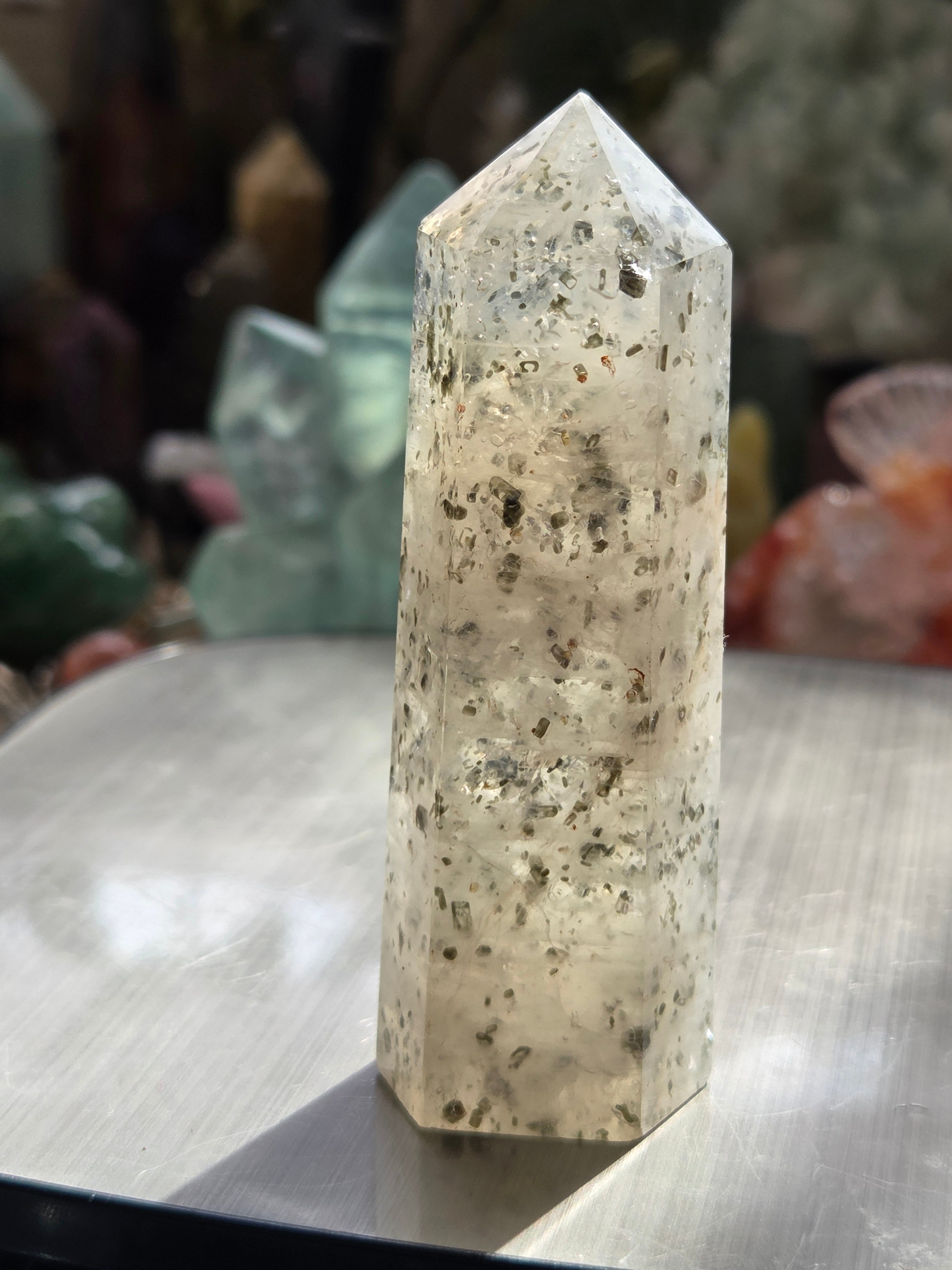 Amazing  Green Mica  in quartz  tower