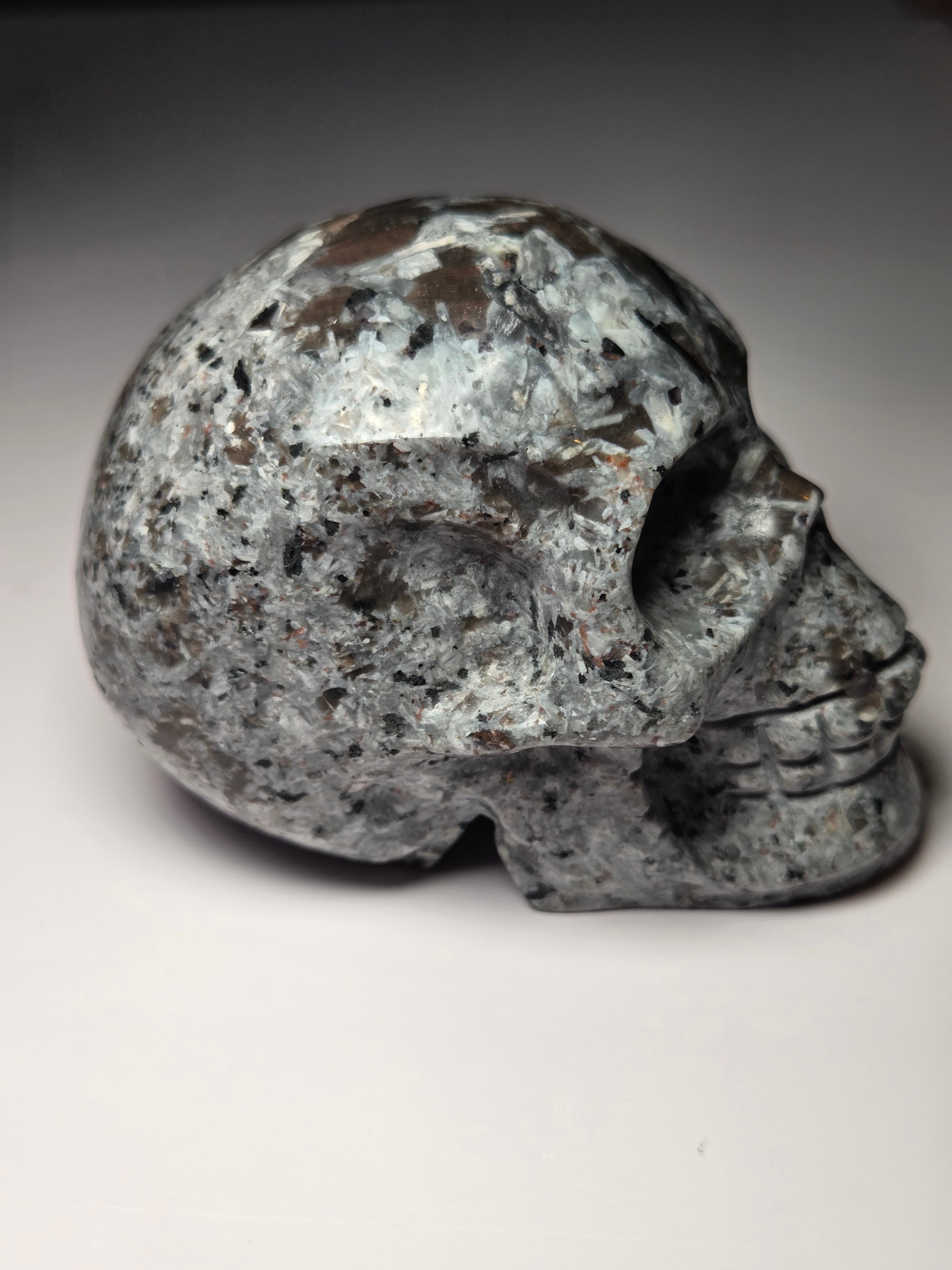 Large Yooperlite crystal skull