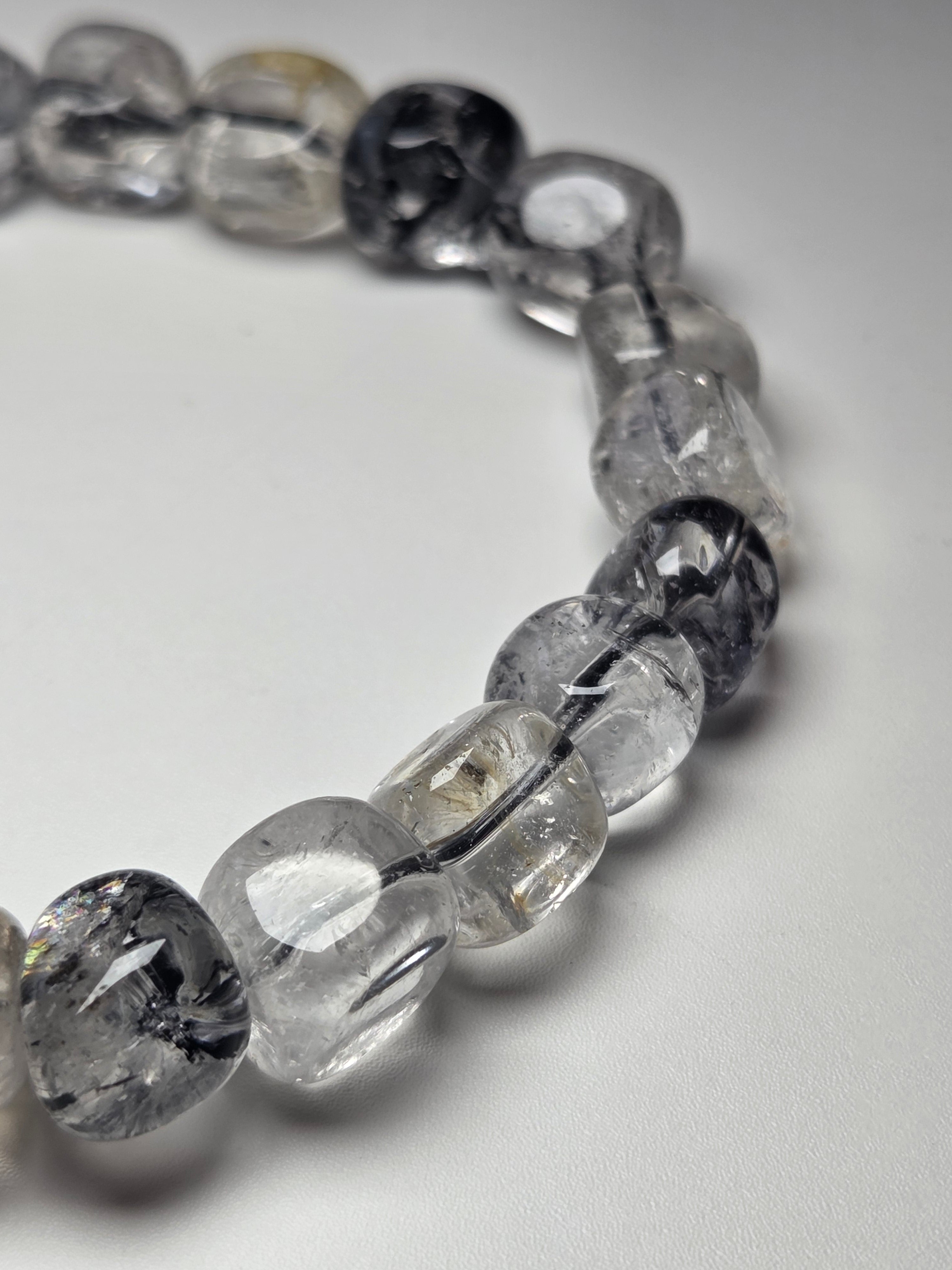 Hekihekamiah diamond bracelet