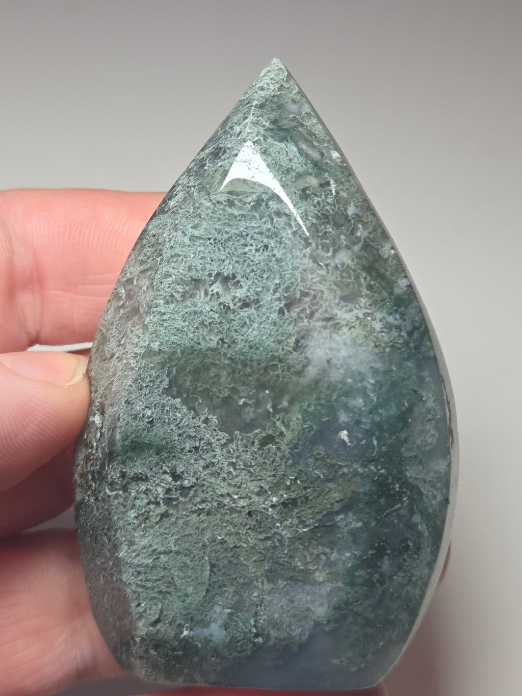 Moss Agate crystal Teardrop carving