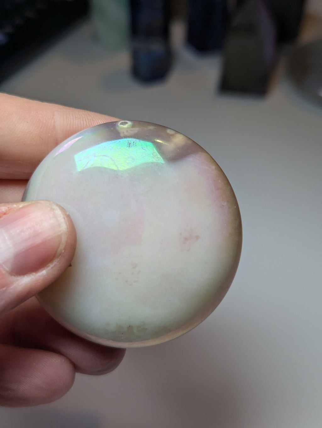 Flower agate aura palm stone