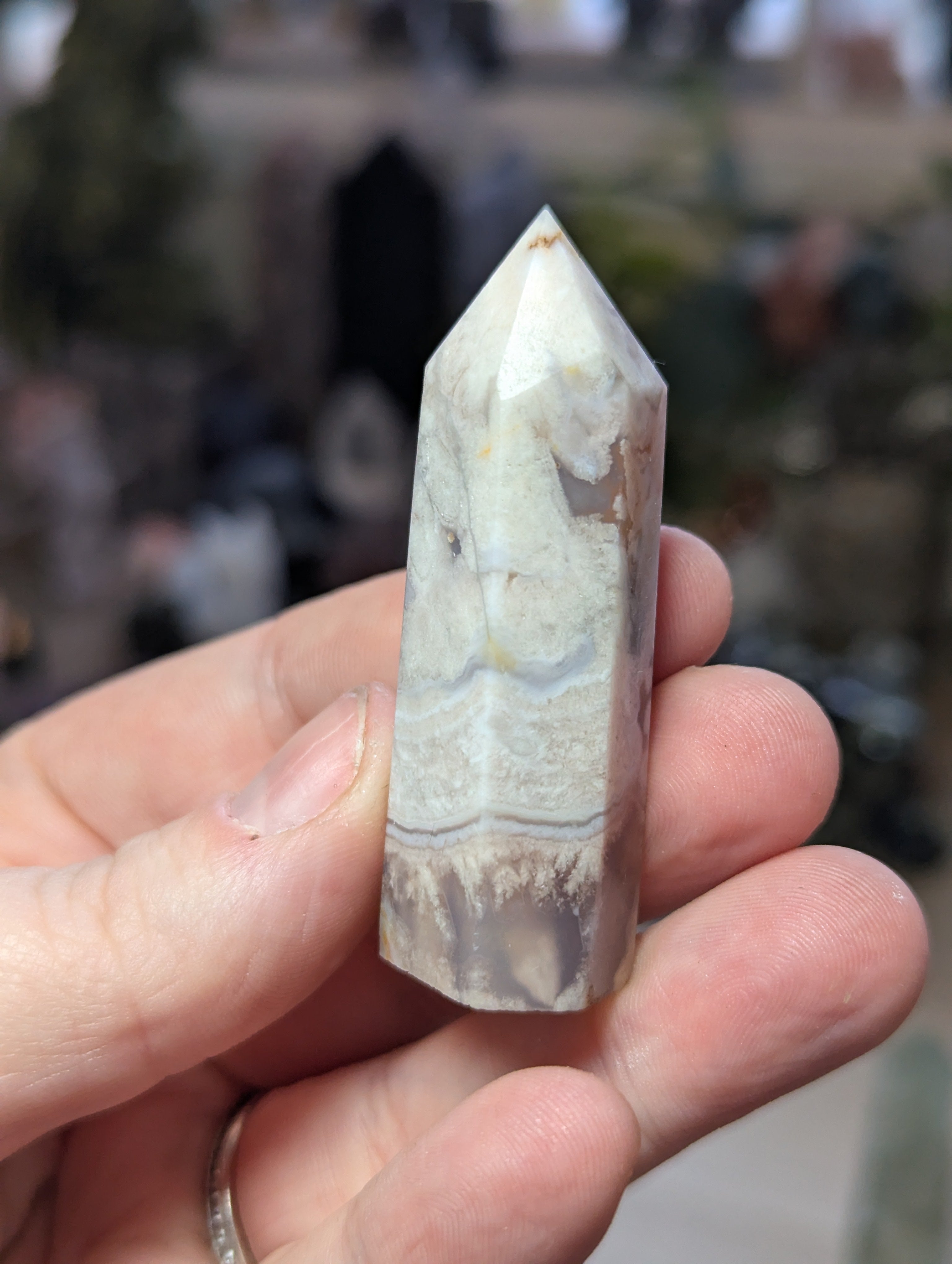 Flower agate crystal tower