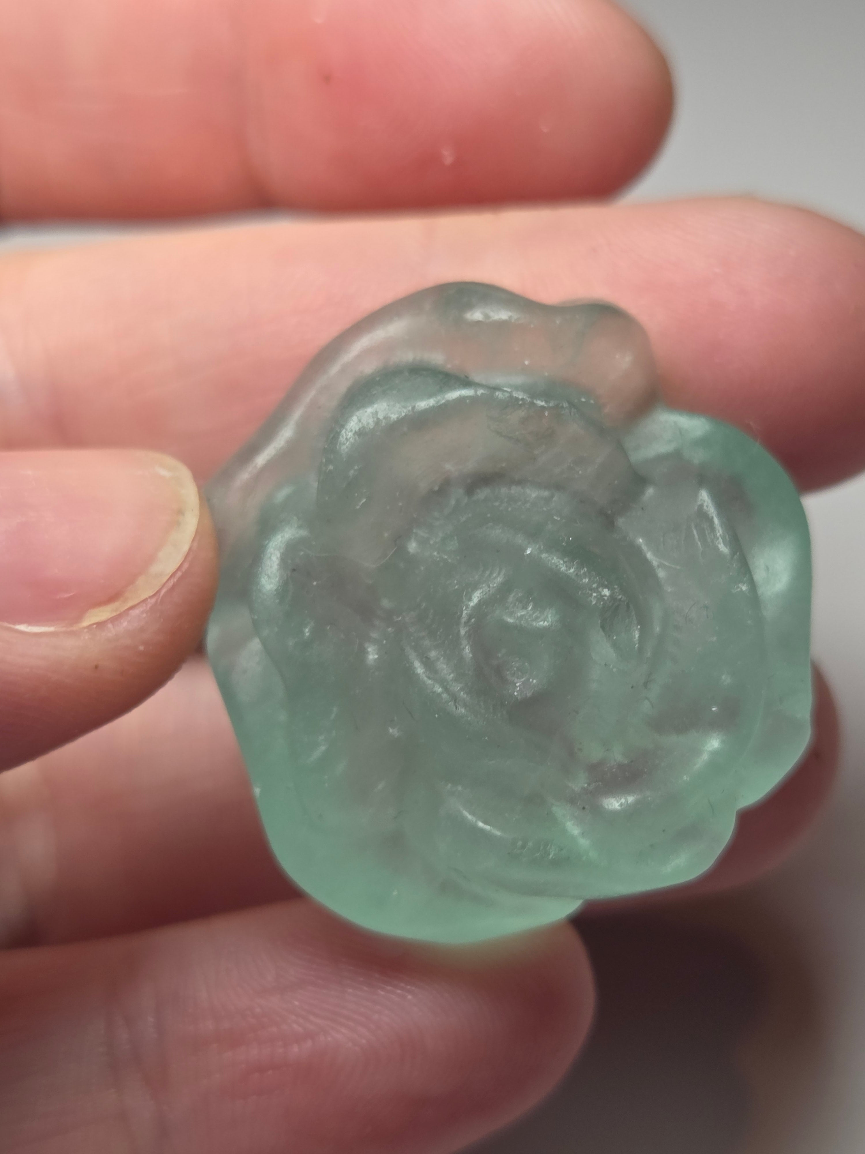 Green flouite crystal flower carving
