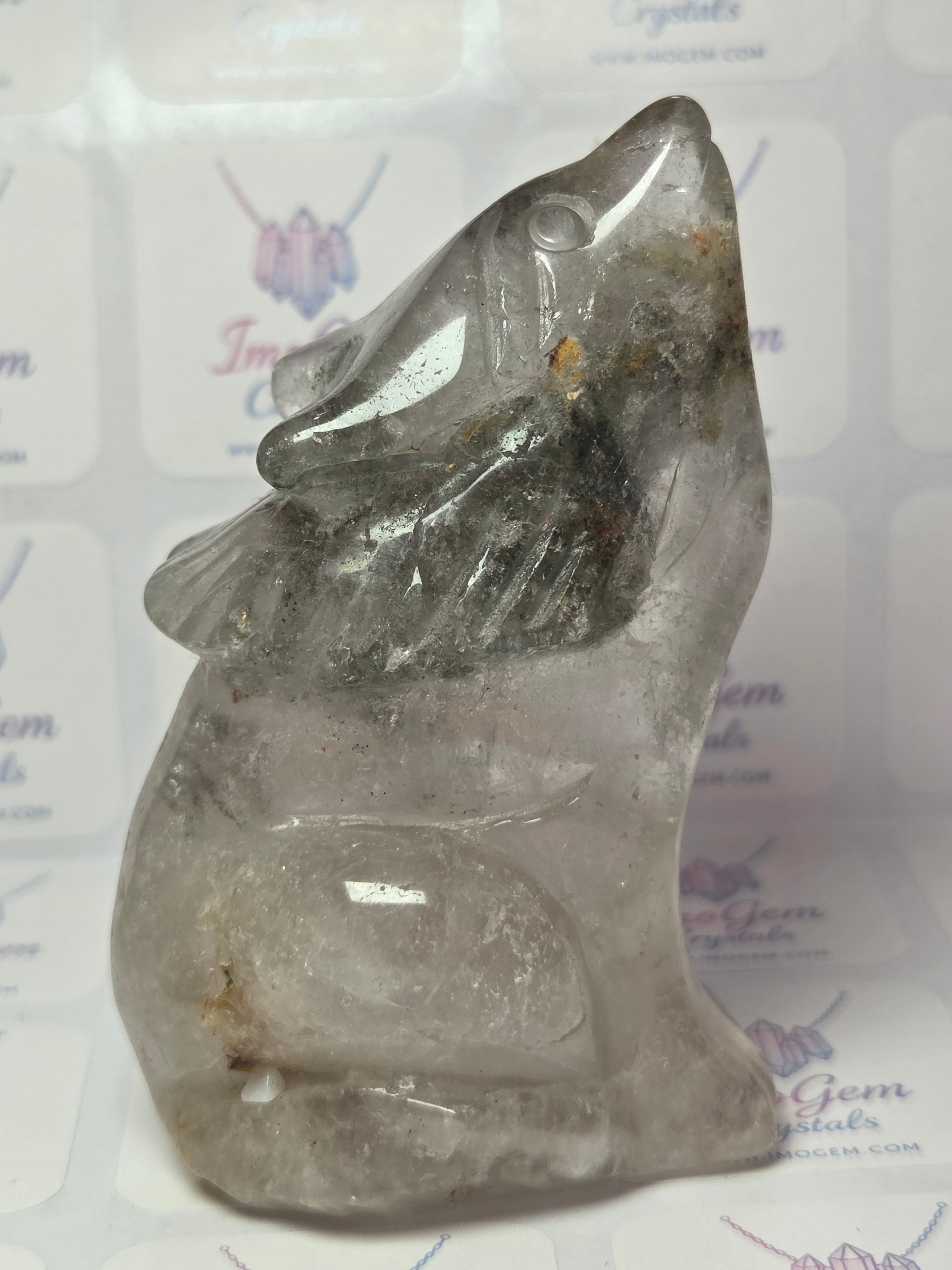 Garden quartz crystal wolf carving