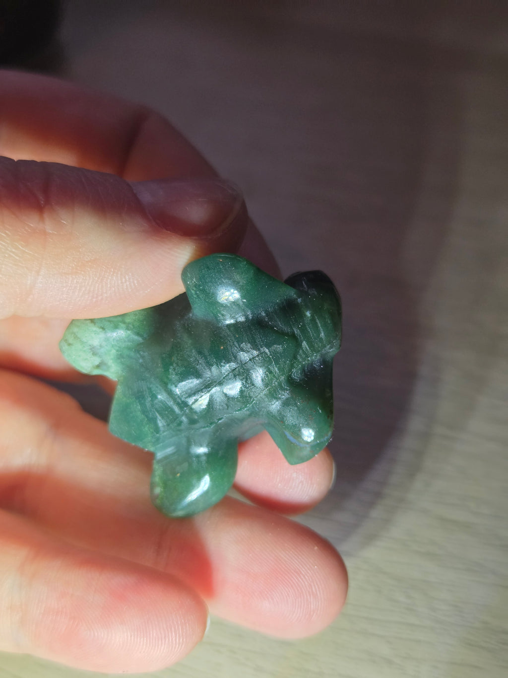 Green jade crystal turtle carving