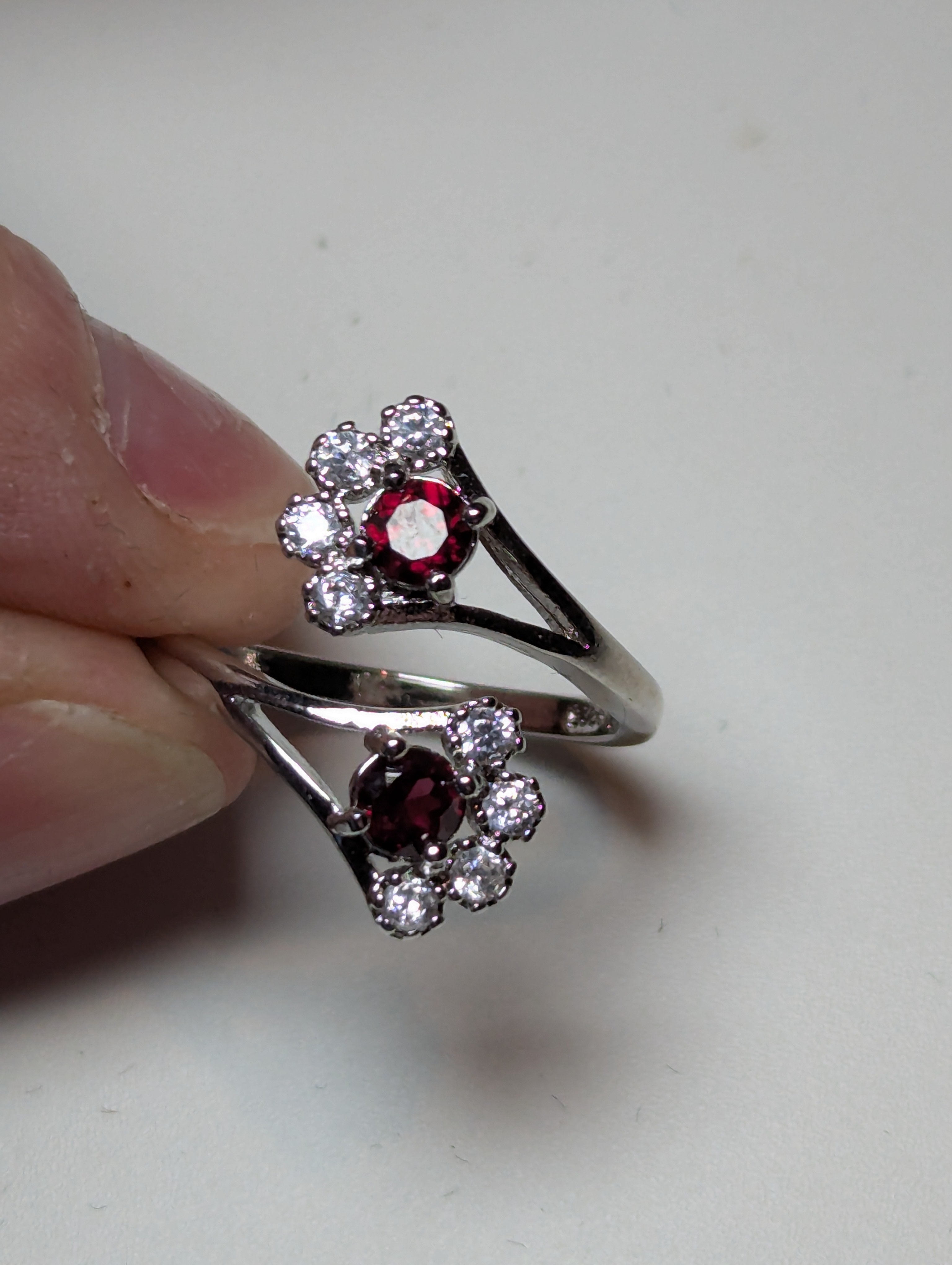 Ruby 1 Carrot diamond Adjustable ring