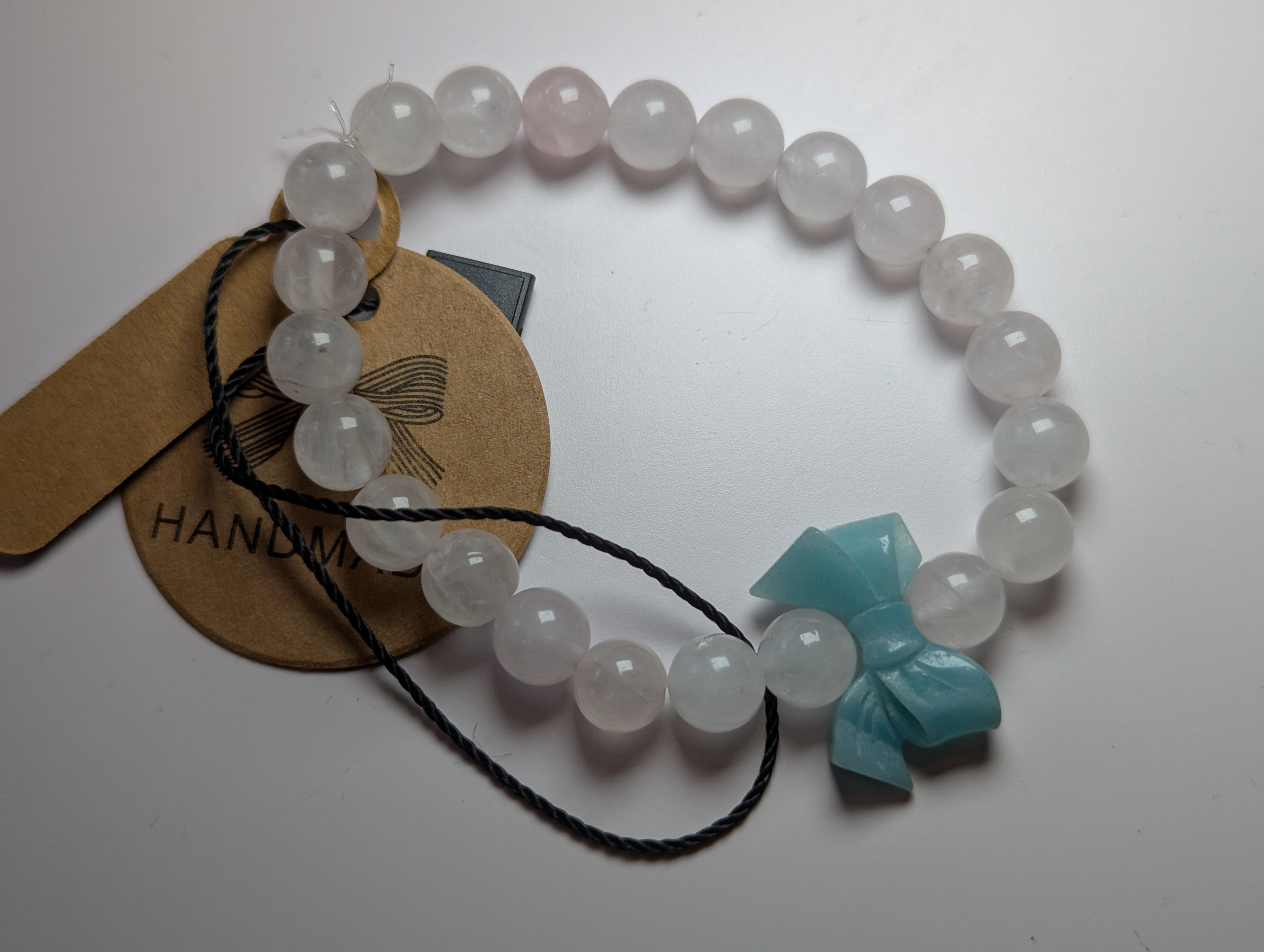 White agate with Amazonite bow