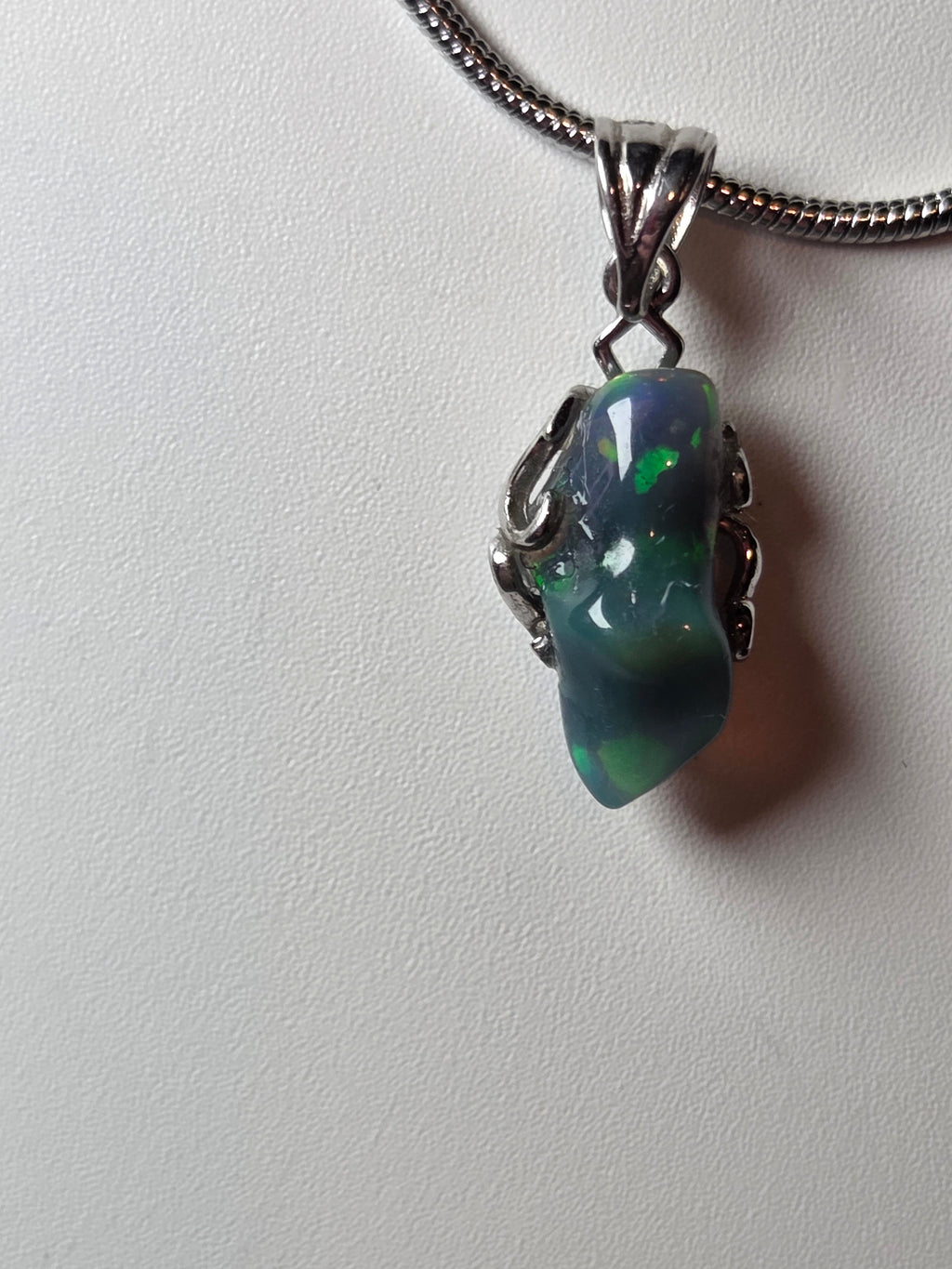 Black Ethiopian Opal s295
