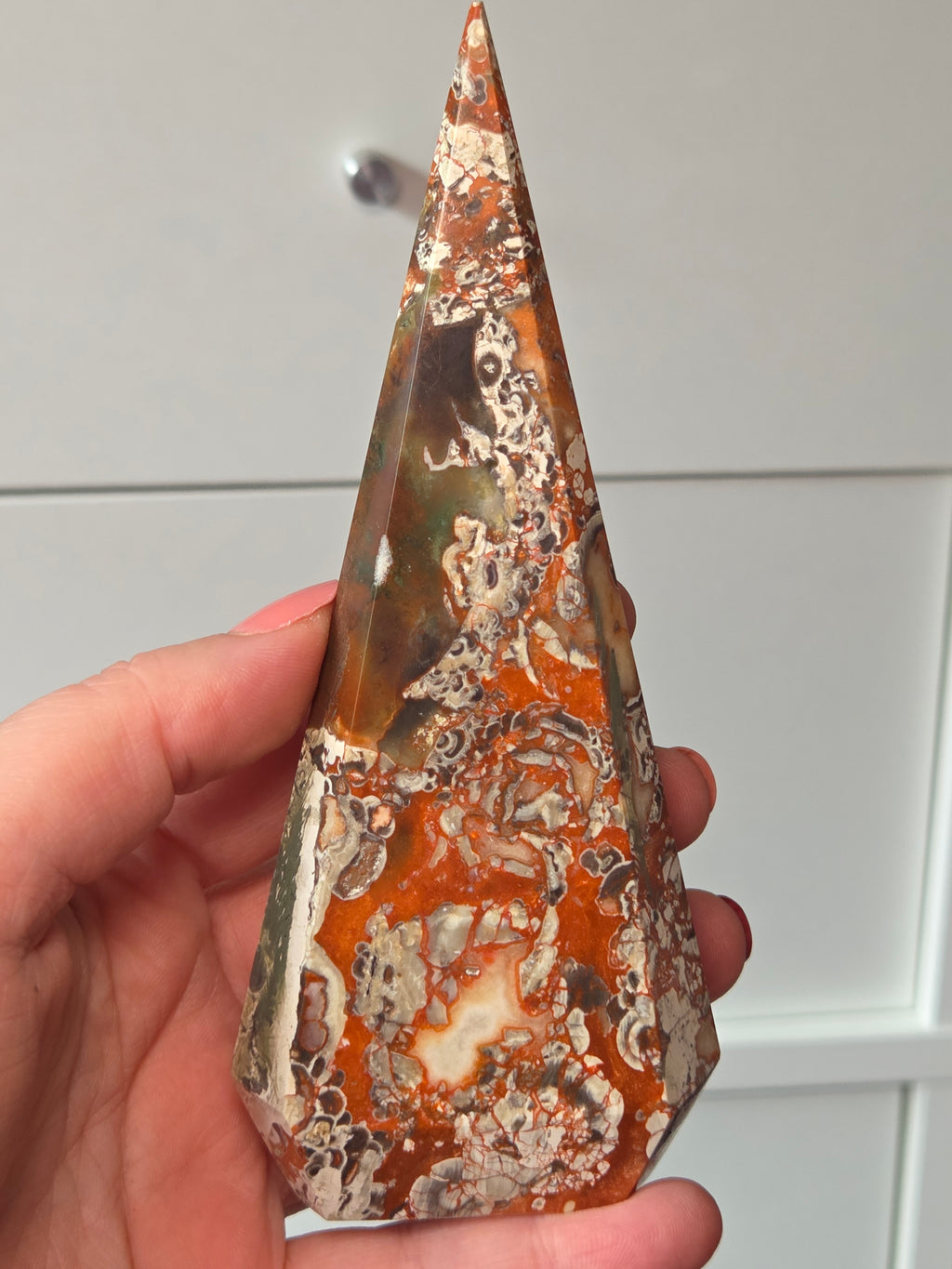 Money agate crystal diamond tower