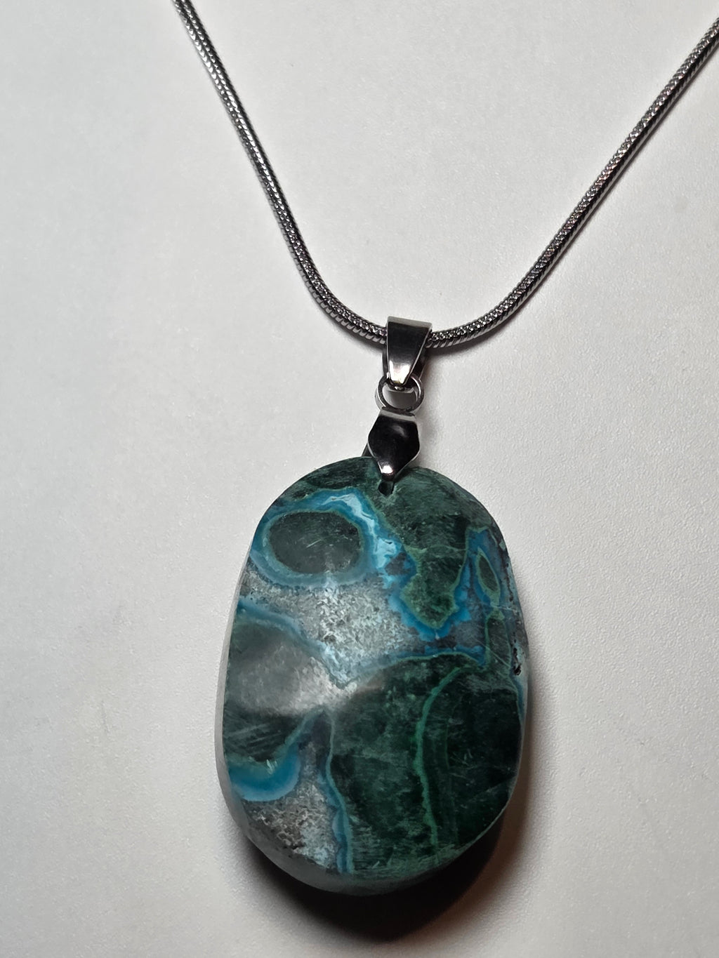 Crycecola crystal handmade necklace