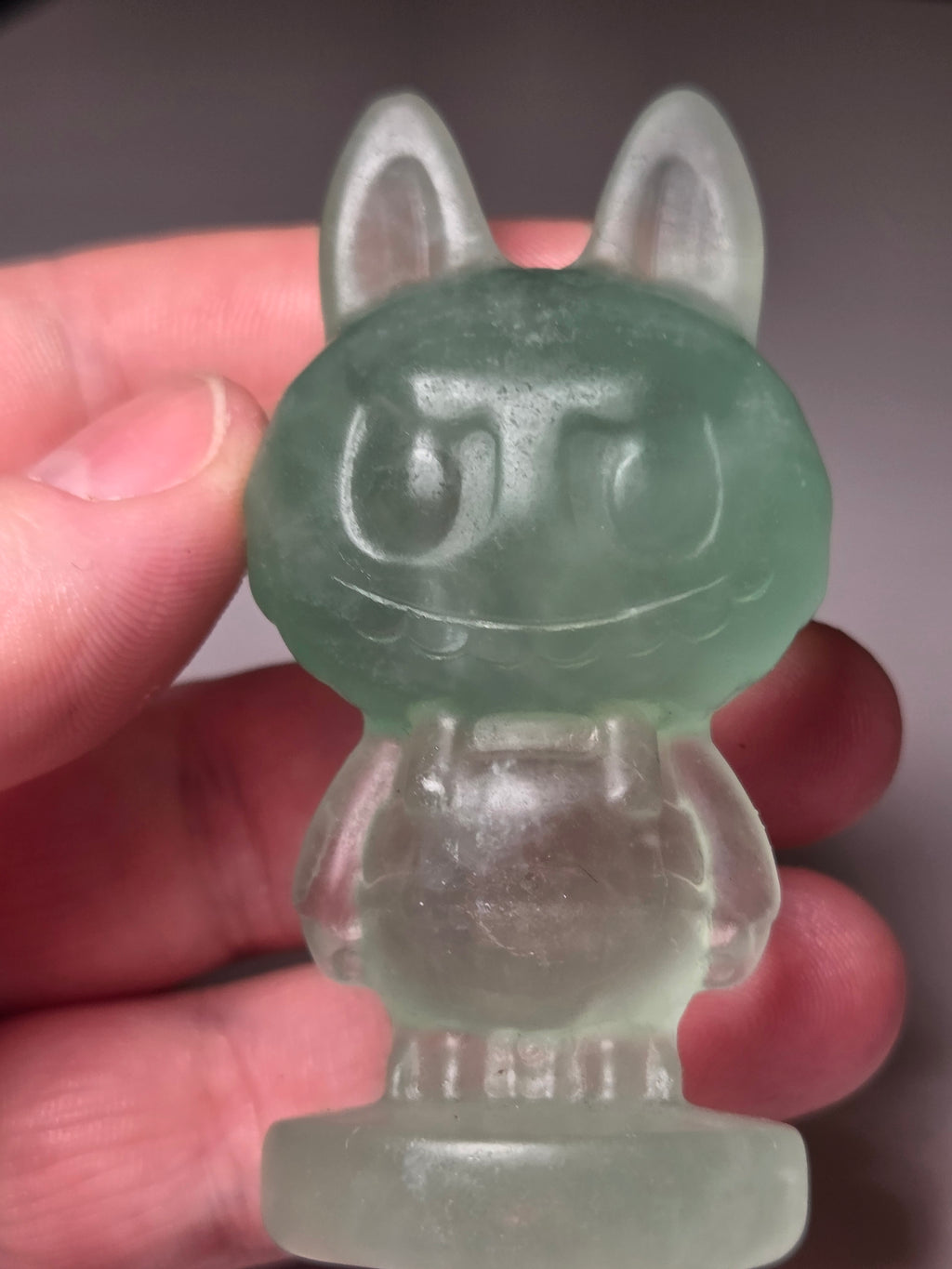 Flourite labubu carving