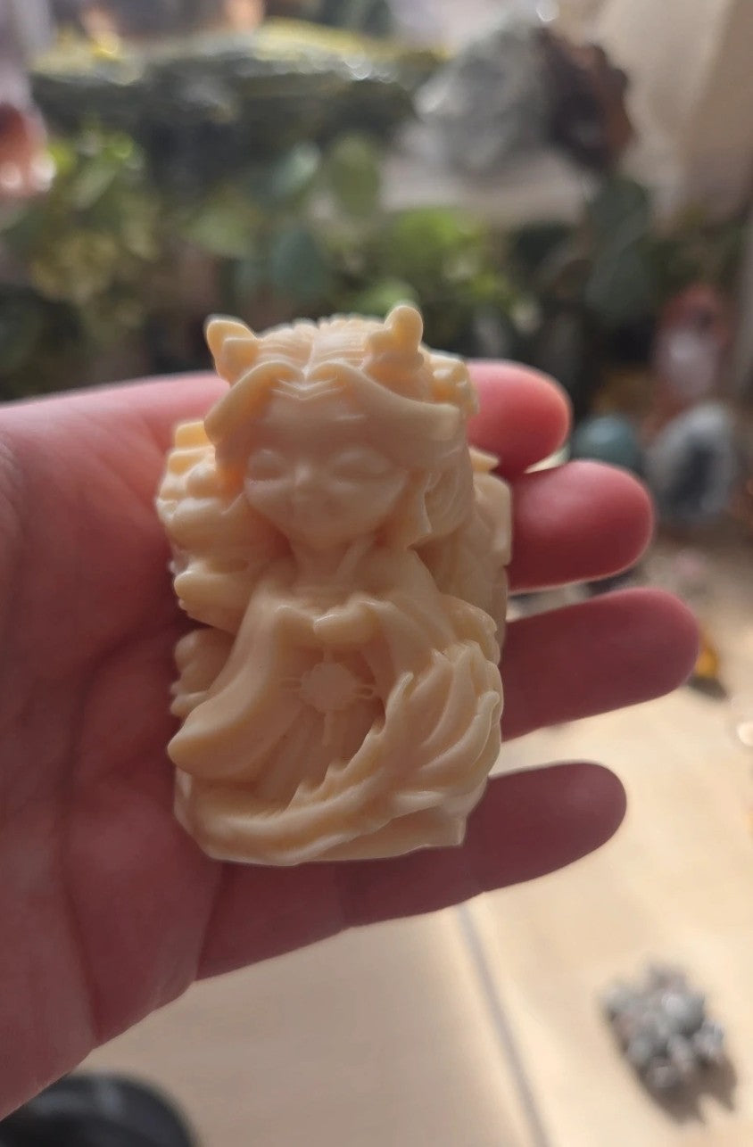 Natural Ivory nut lady dragon carving