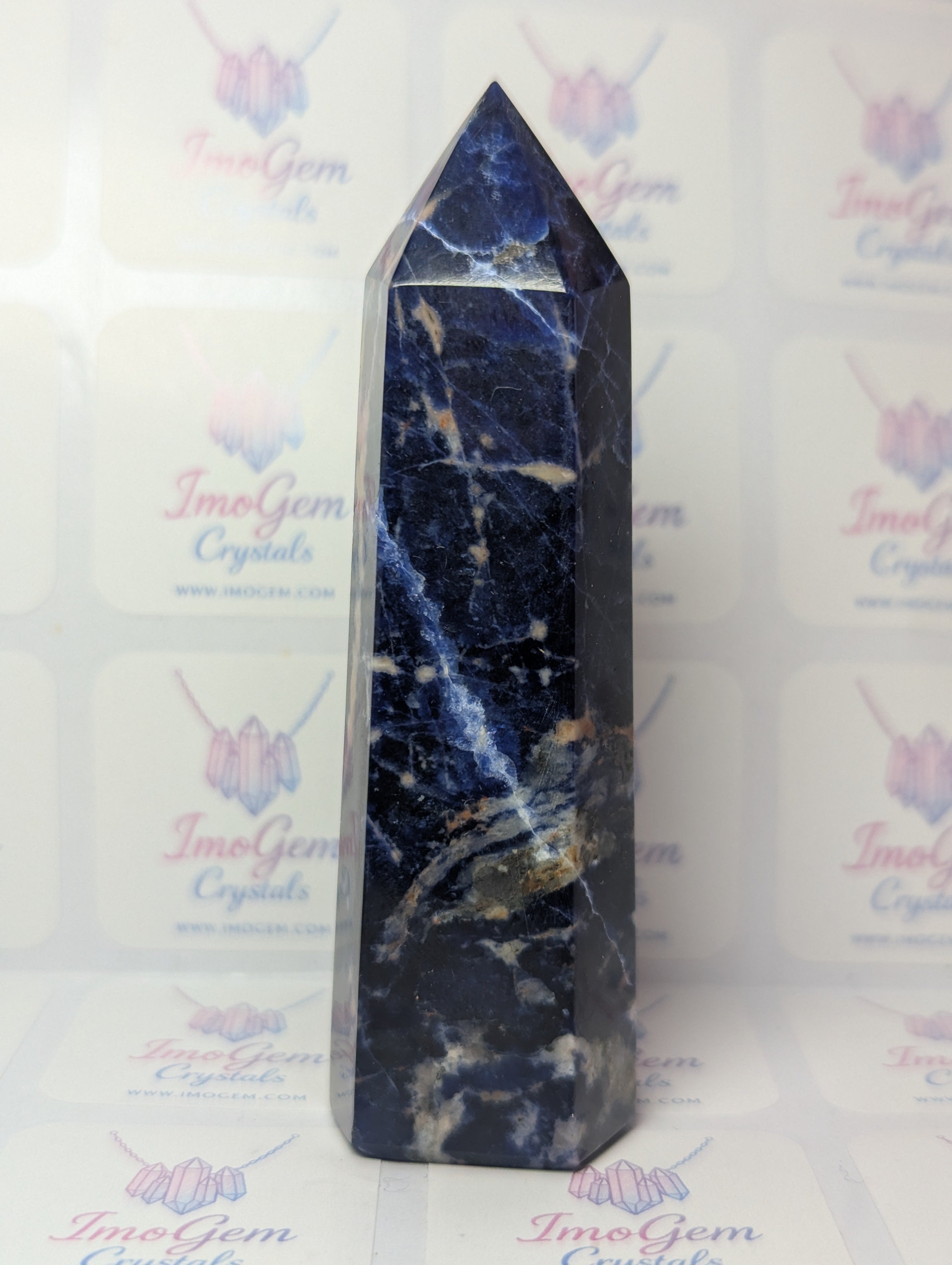 Crystal sodalite crystal tower