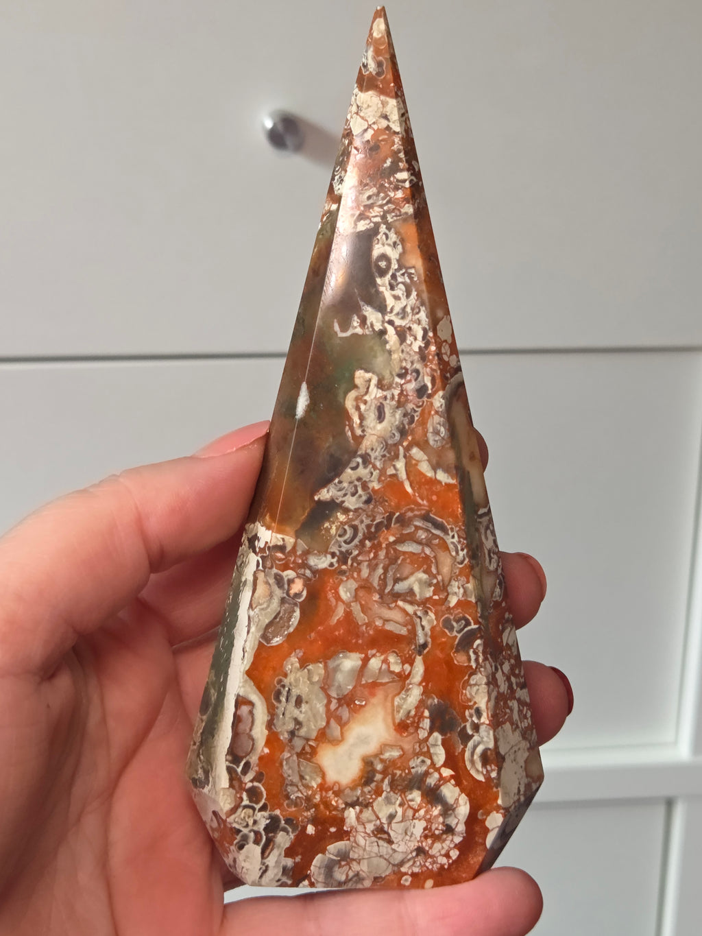 Money agate crystal diamond tower