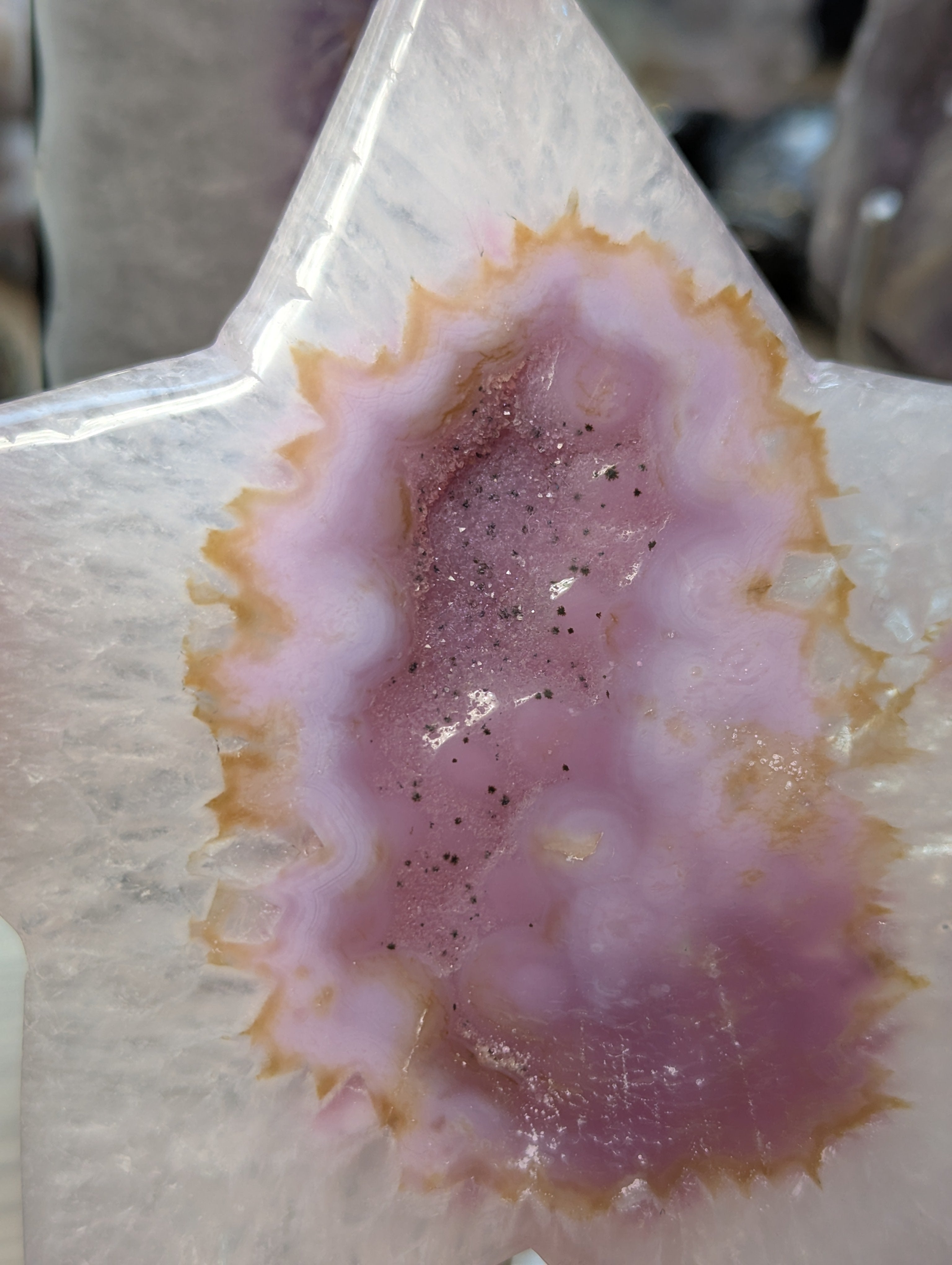Pink duzy agate crystal star with stand