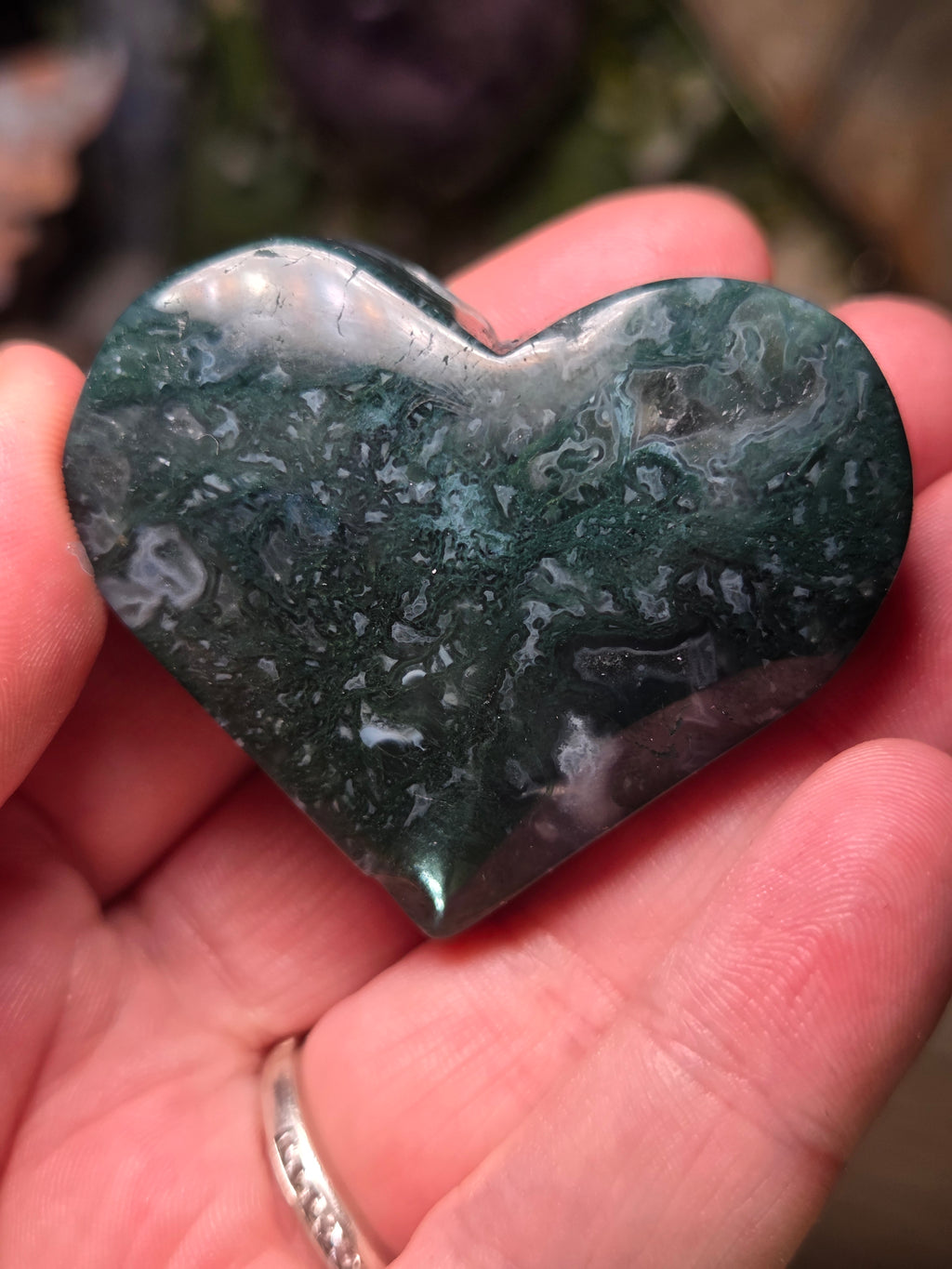 Moss agate crystal heart carving
