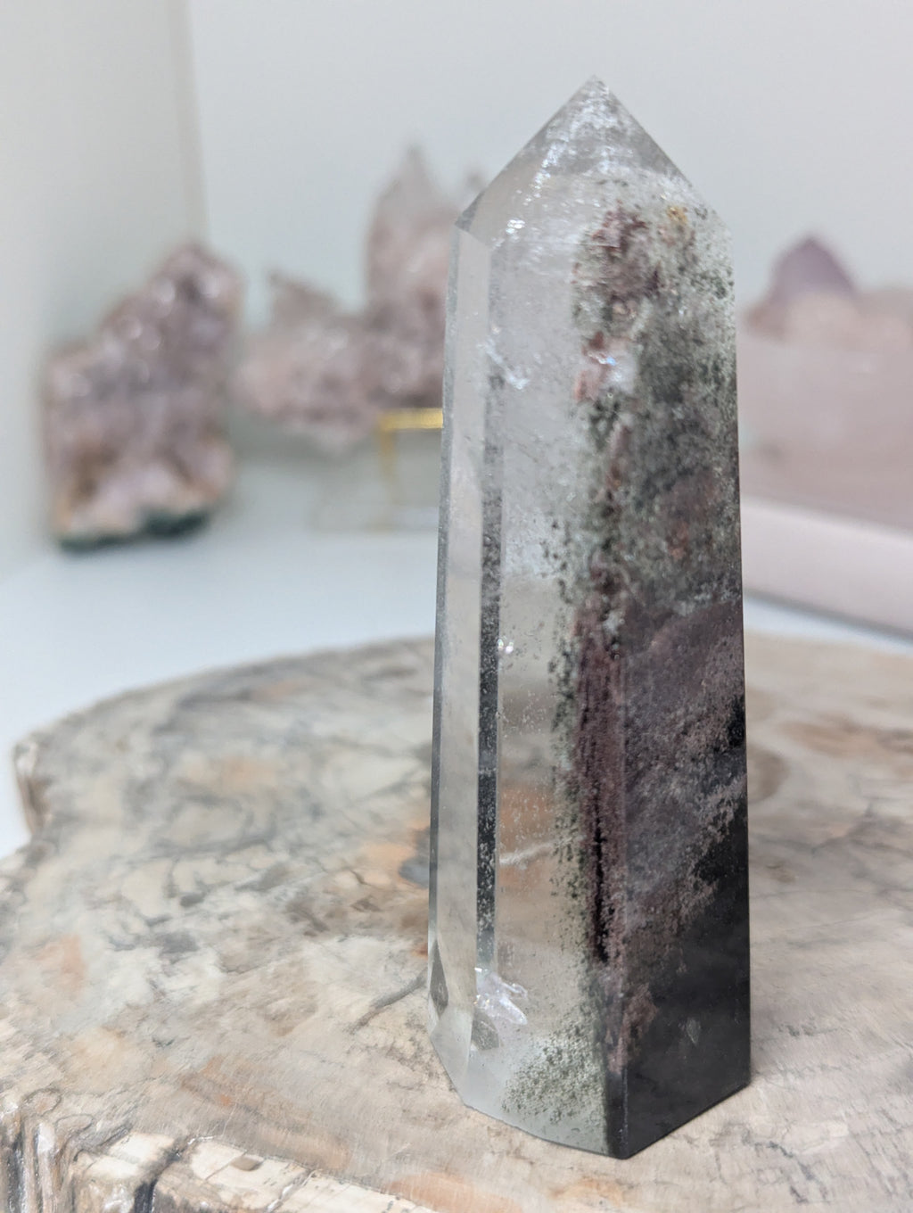 Grade AAA Garden quartz crystal tower