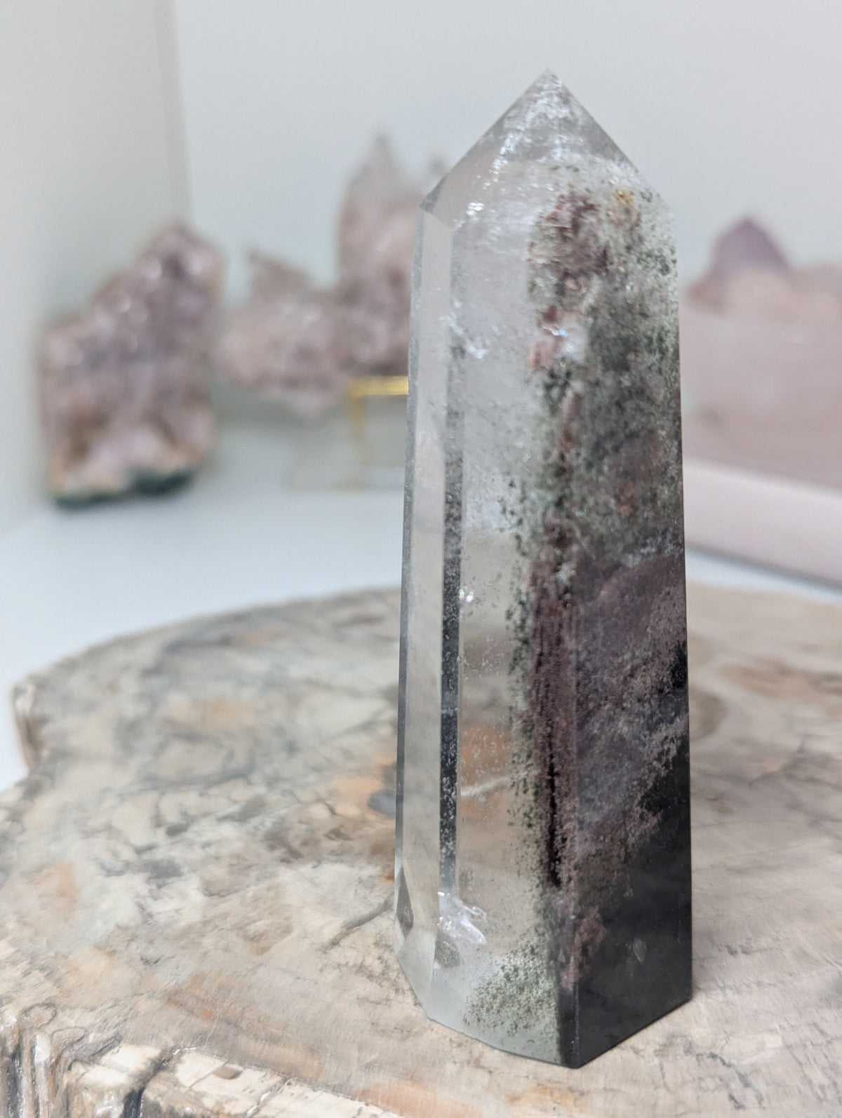 Grade AAA Garden quartz crystal tower
